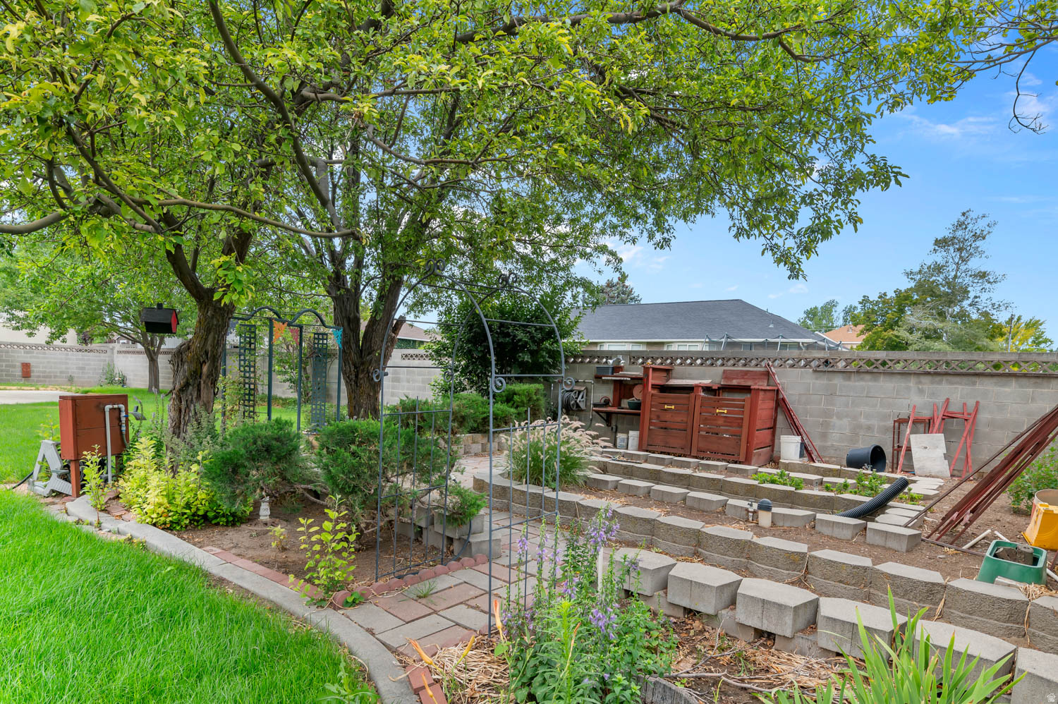 REGENCY PLACE #1 - Residential