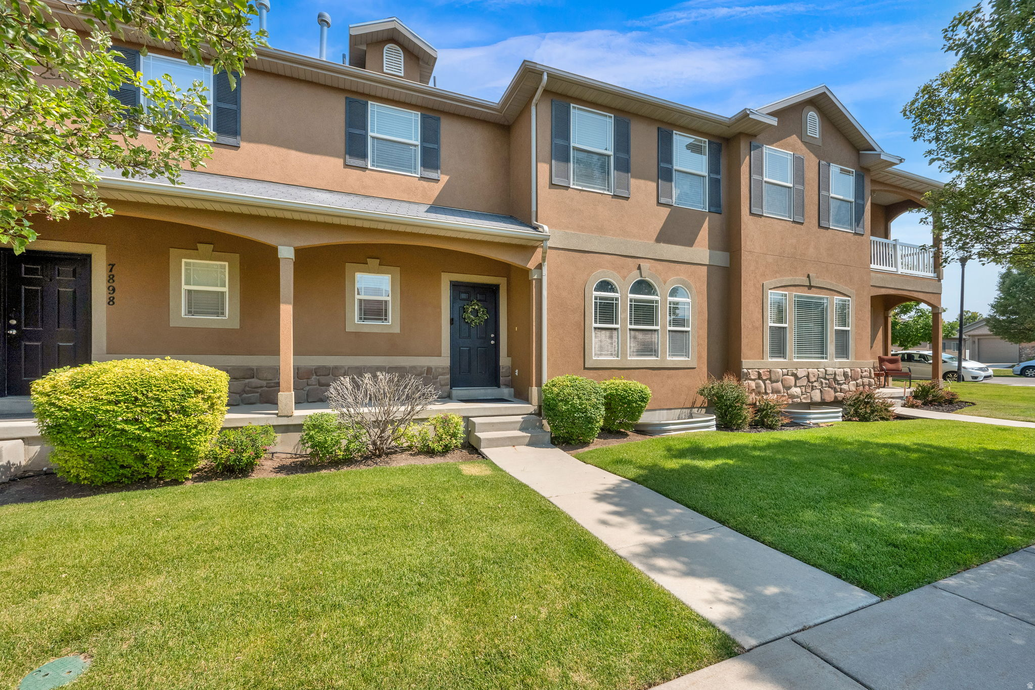 STONE CREEK - Residential