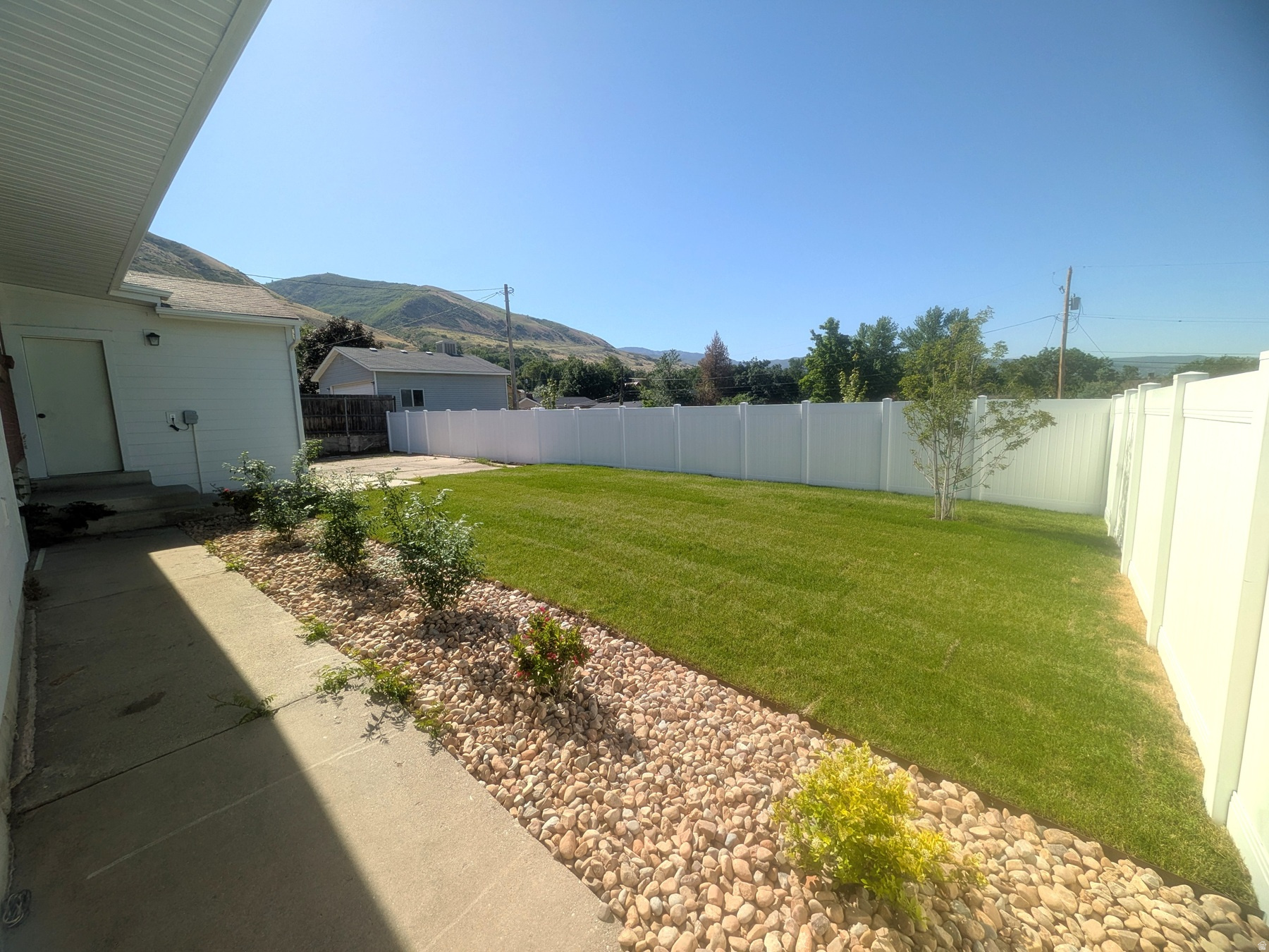 CANYON POINT IN CENTERVILLE - Residential