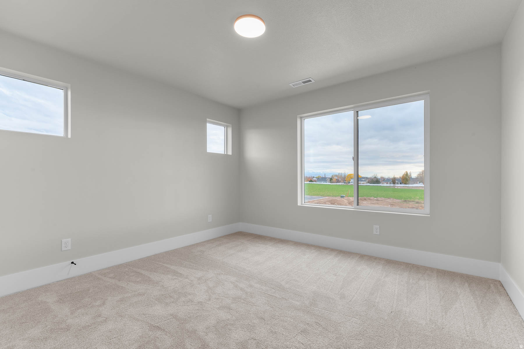 LEGACY PARK EST 205 - Residential