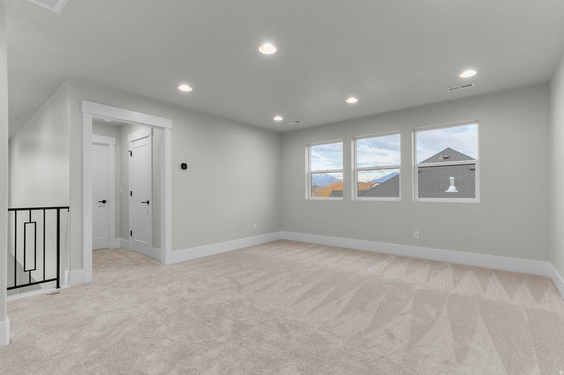 LEGACY PARK EST 205 - Residential