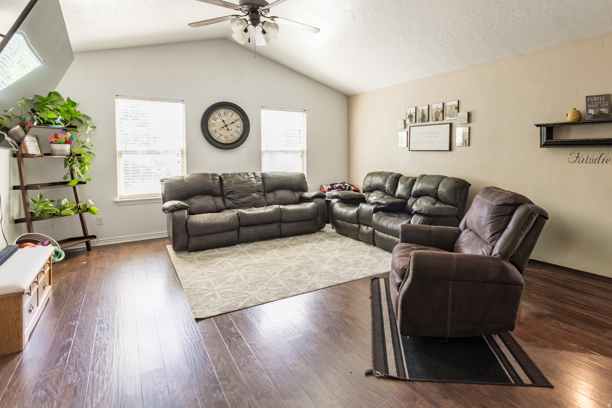 COUNTRY SIDE DRIVE SUDIVISION # 4 - Residential