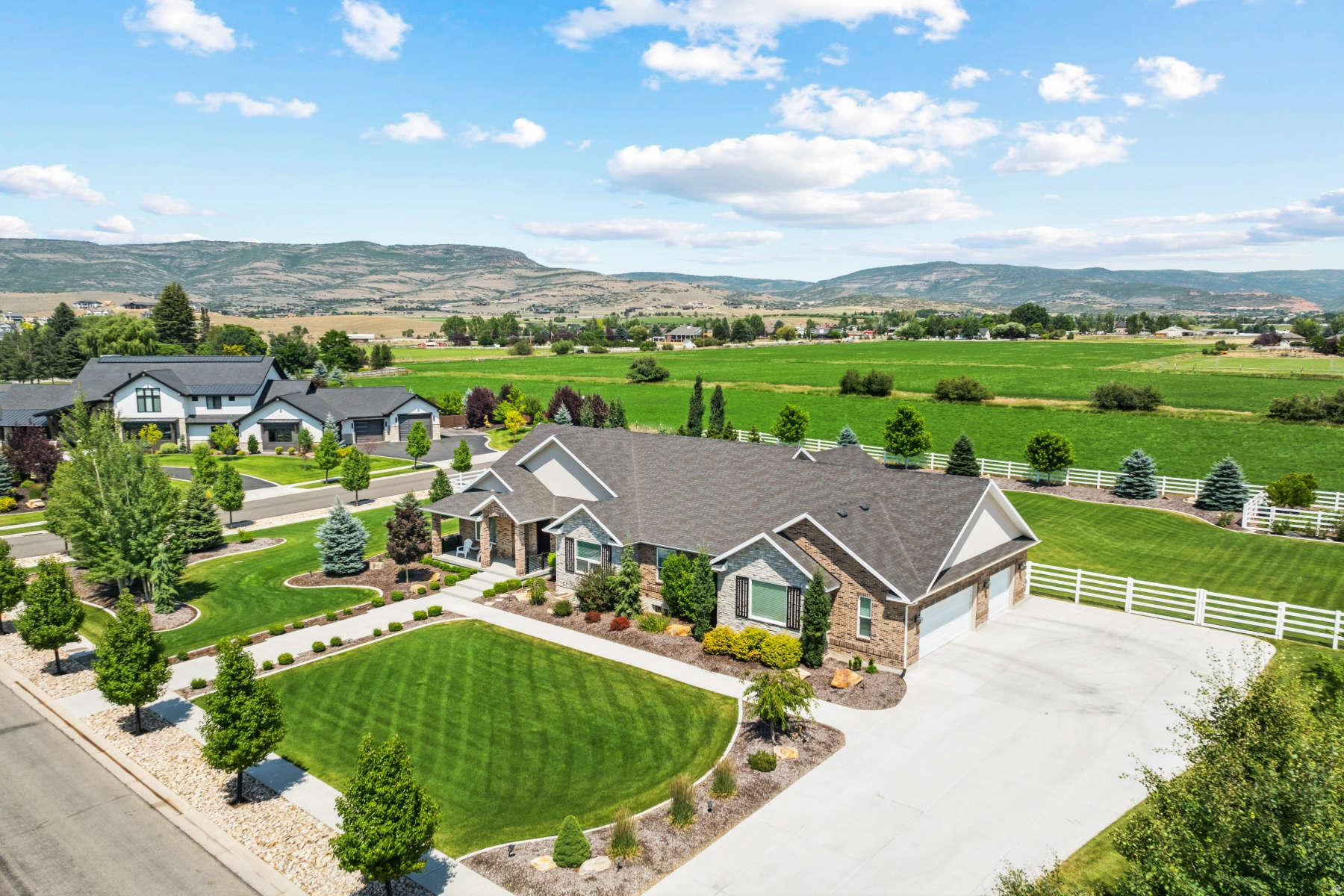 SUMMIT MEADOWS SUBDIVISION - Residential