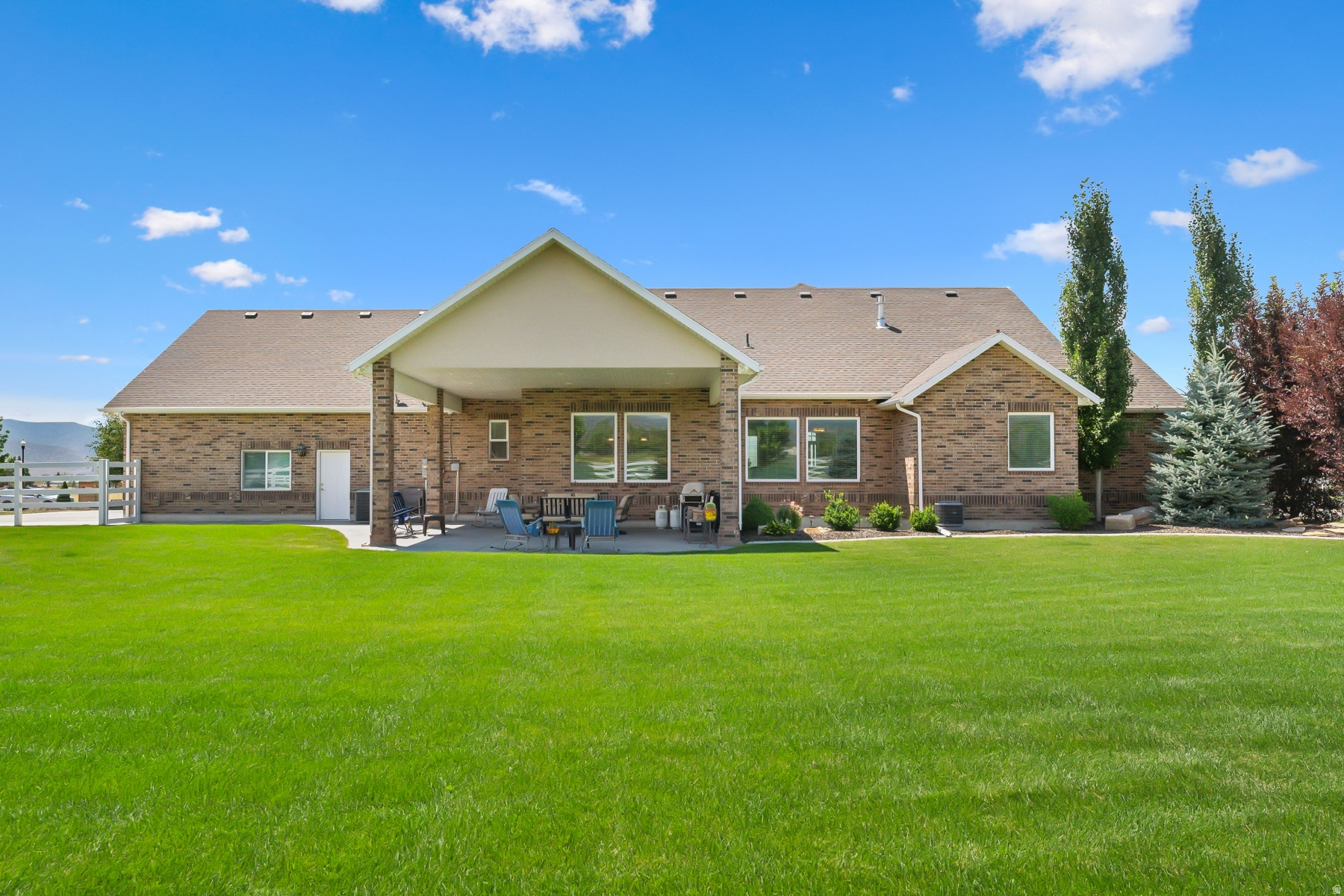 SUMMIT MEADOWS SUBDIVISION - Residential