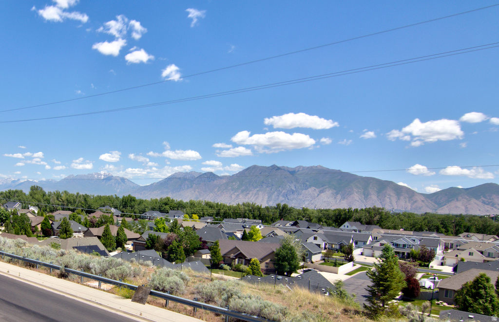 DEL MONTE TOWNHOMES - Residential