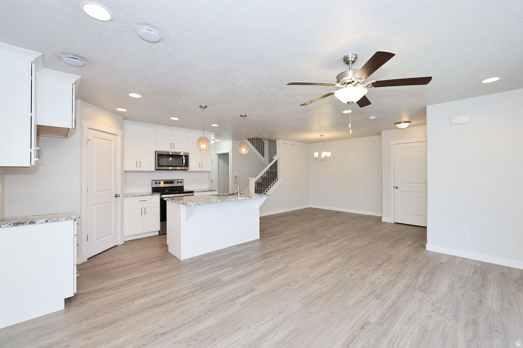 DEL MONTE TOWNHOMES - Residential