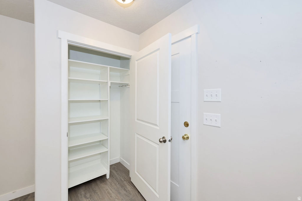 DEL MONTE TOWNHOMES - Residential