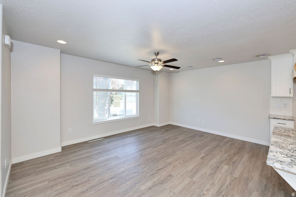 DEL MONTE TOWNHOMES - Residential