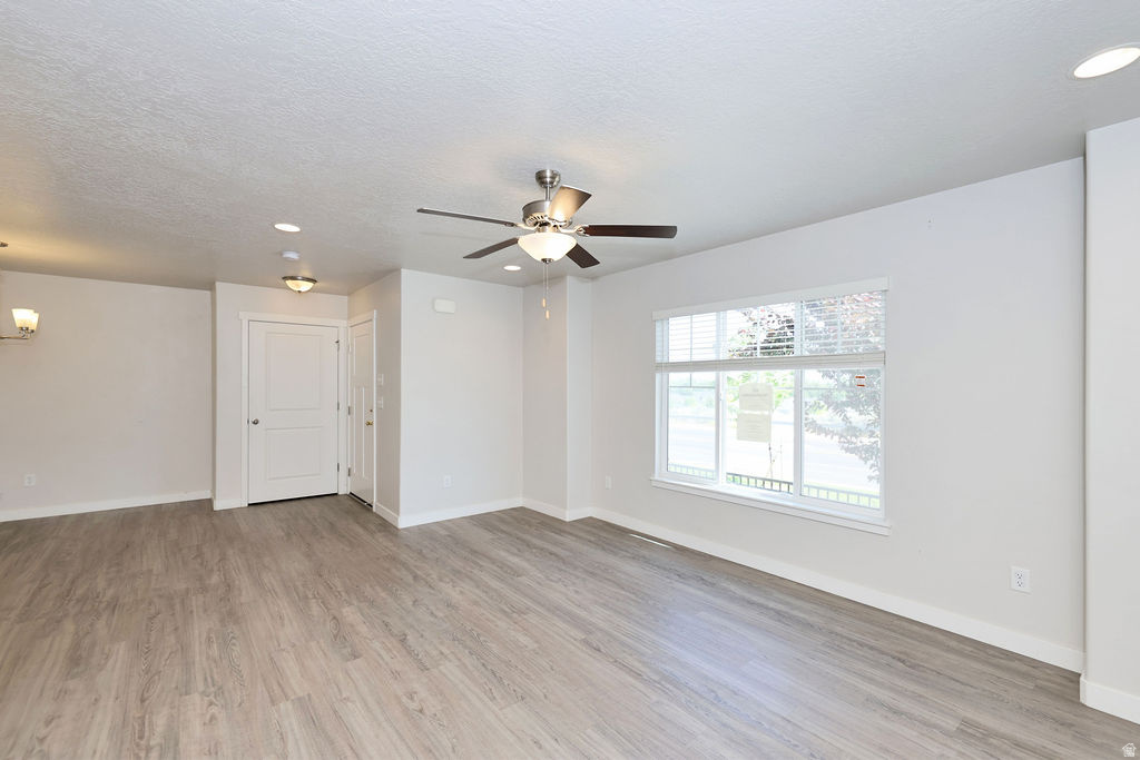 DEL MONTE TOWNHOMES - Residential