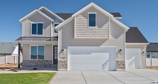EQUESTRIAN POINTE - Residential