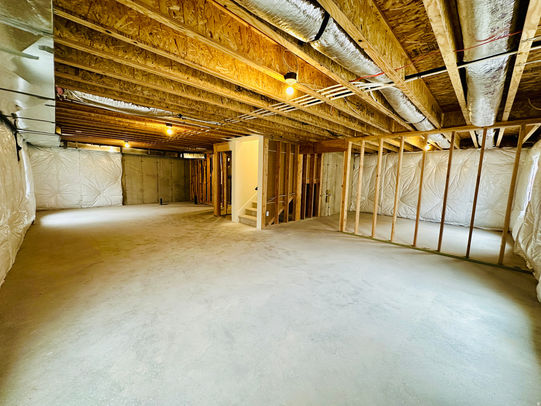 EQUESTRIAN POINTE - Residential