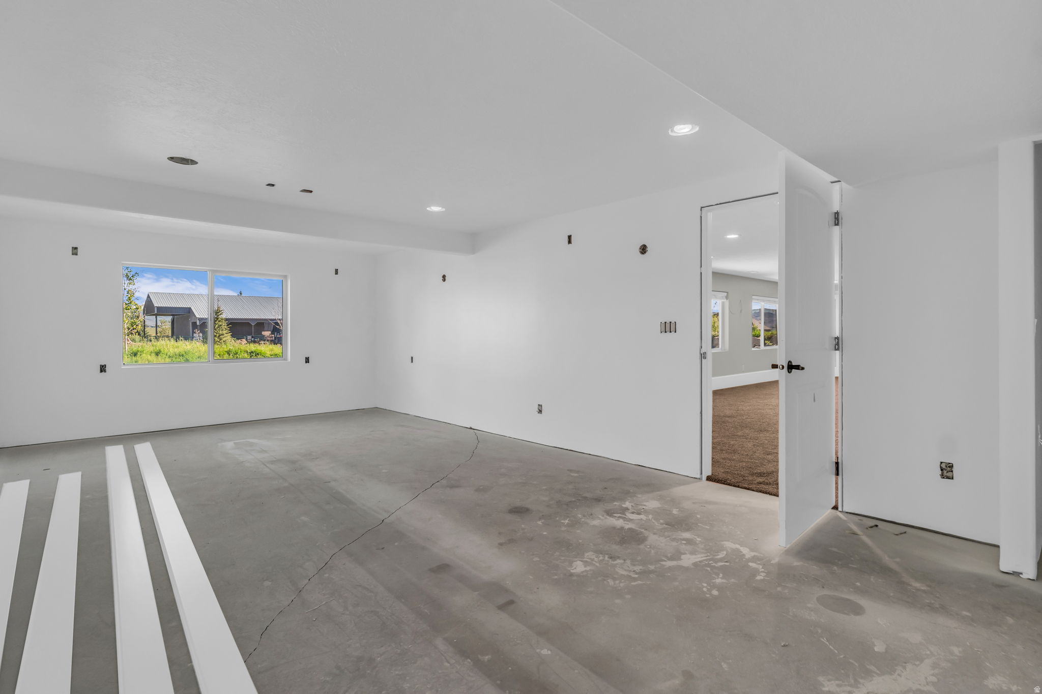 FOOTHILL ESTATES - Residential
