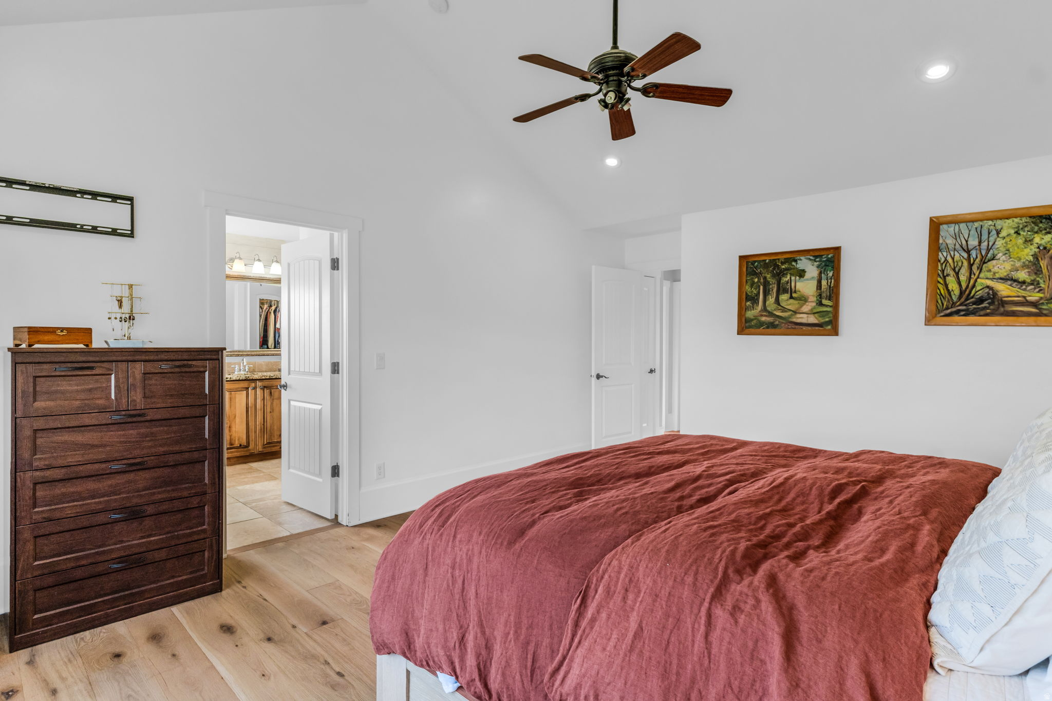 FOOTHILL ESTATES - Residential