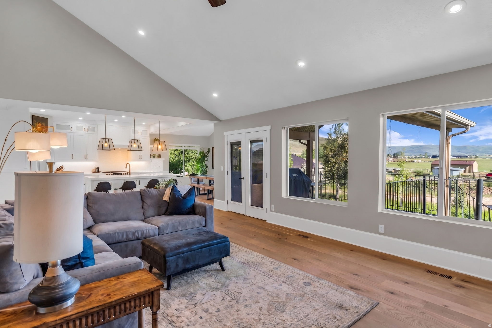 FOOTHILL ESTATES - Residential