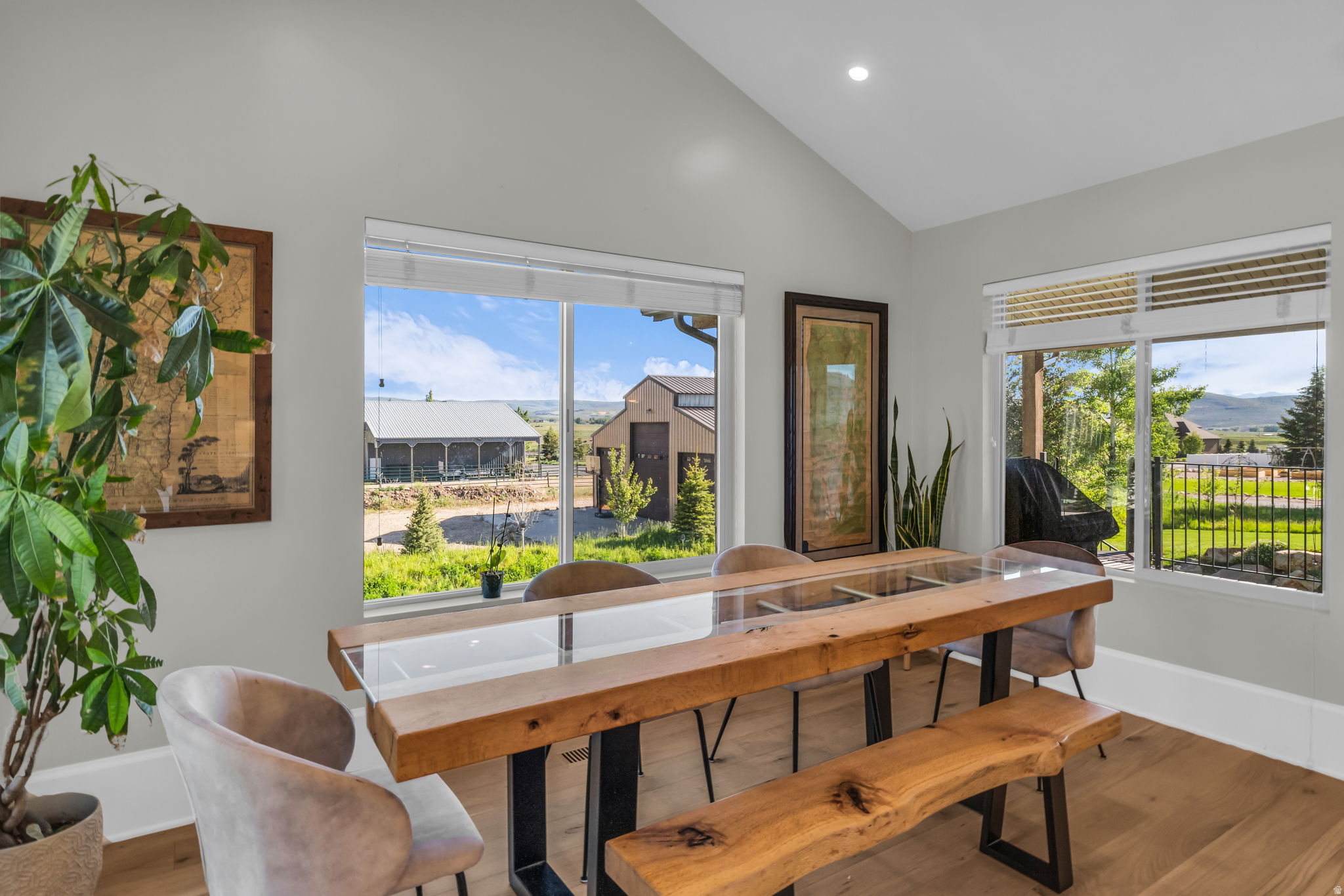 FOOTHILL ESTATES - Residential