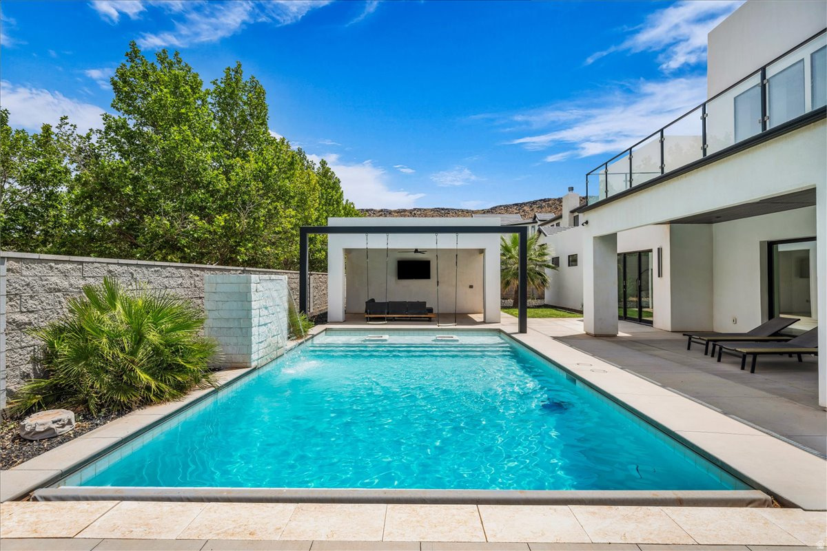 SOUTHERN ESTATES - Residential