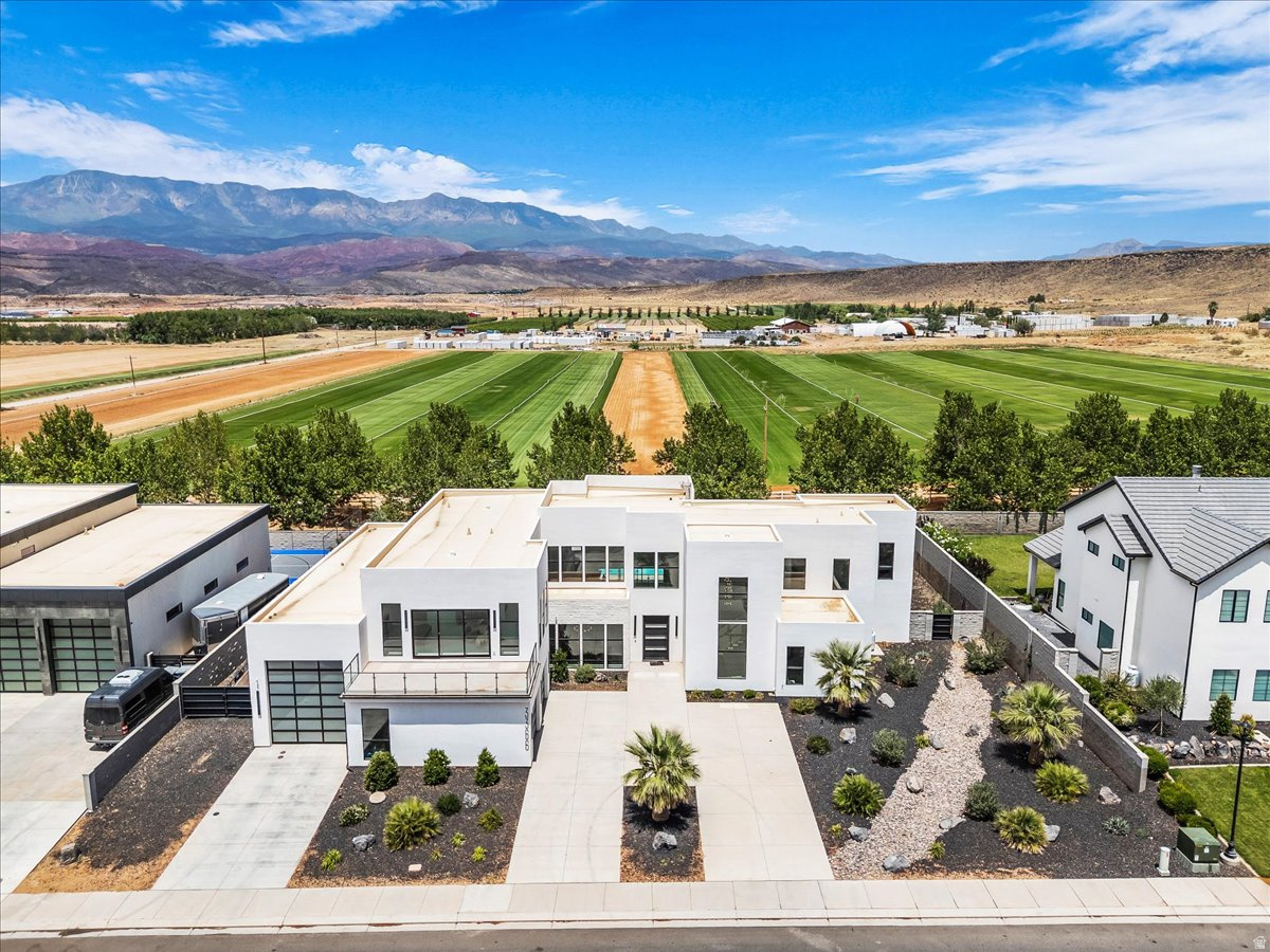 SOUTHERN ESTATES - Residential