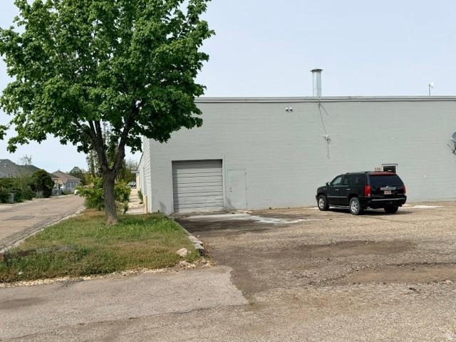 Great Property for Animal Hospital, Dog Training, Grooming, Lodging,  it also would be a great place for a Mechanic Shop. Gym, Telemarketing office, it has 2 bldgs, the one in the front is a bit smaller,Both bldgs are connected.  and it has 3 entrances,  (1) in front of the bldg, and (1) on each side of the bldg. the side yard is fenced