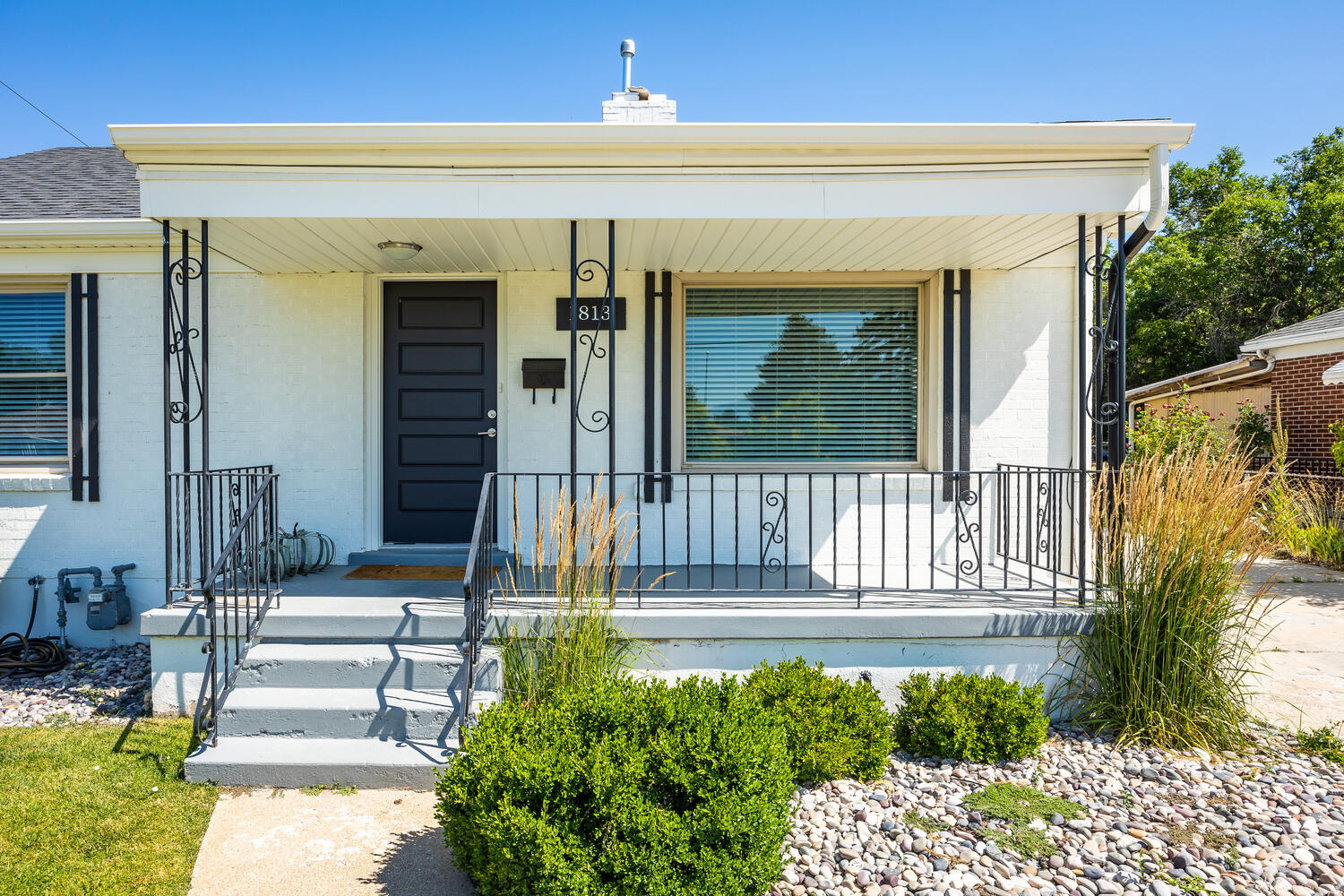 BEVERLY HEIGHTS - Residential Lease