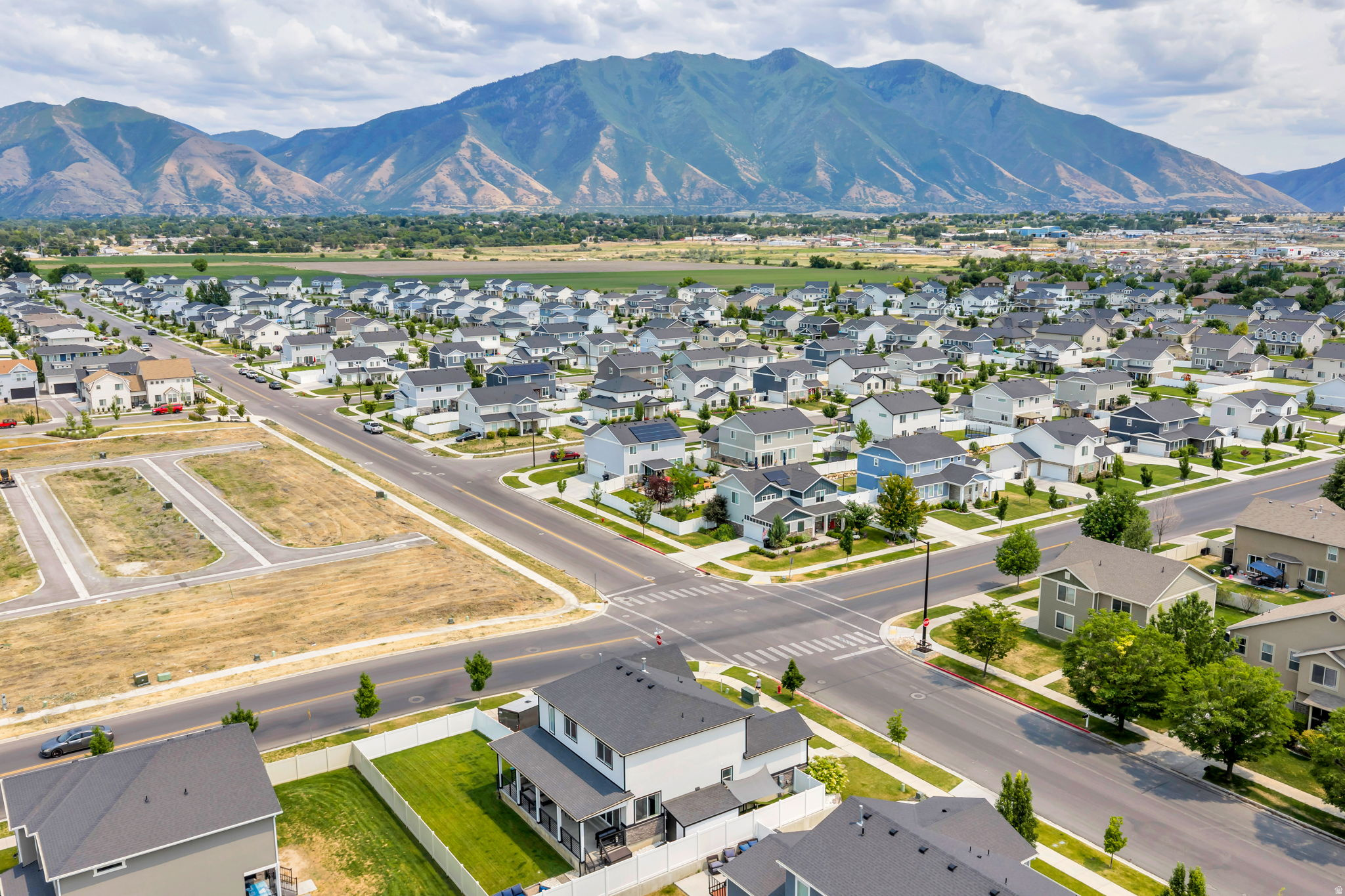 MEADOW WALK - Residential