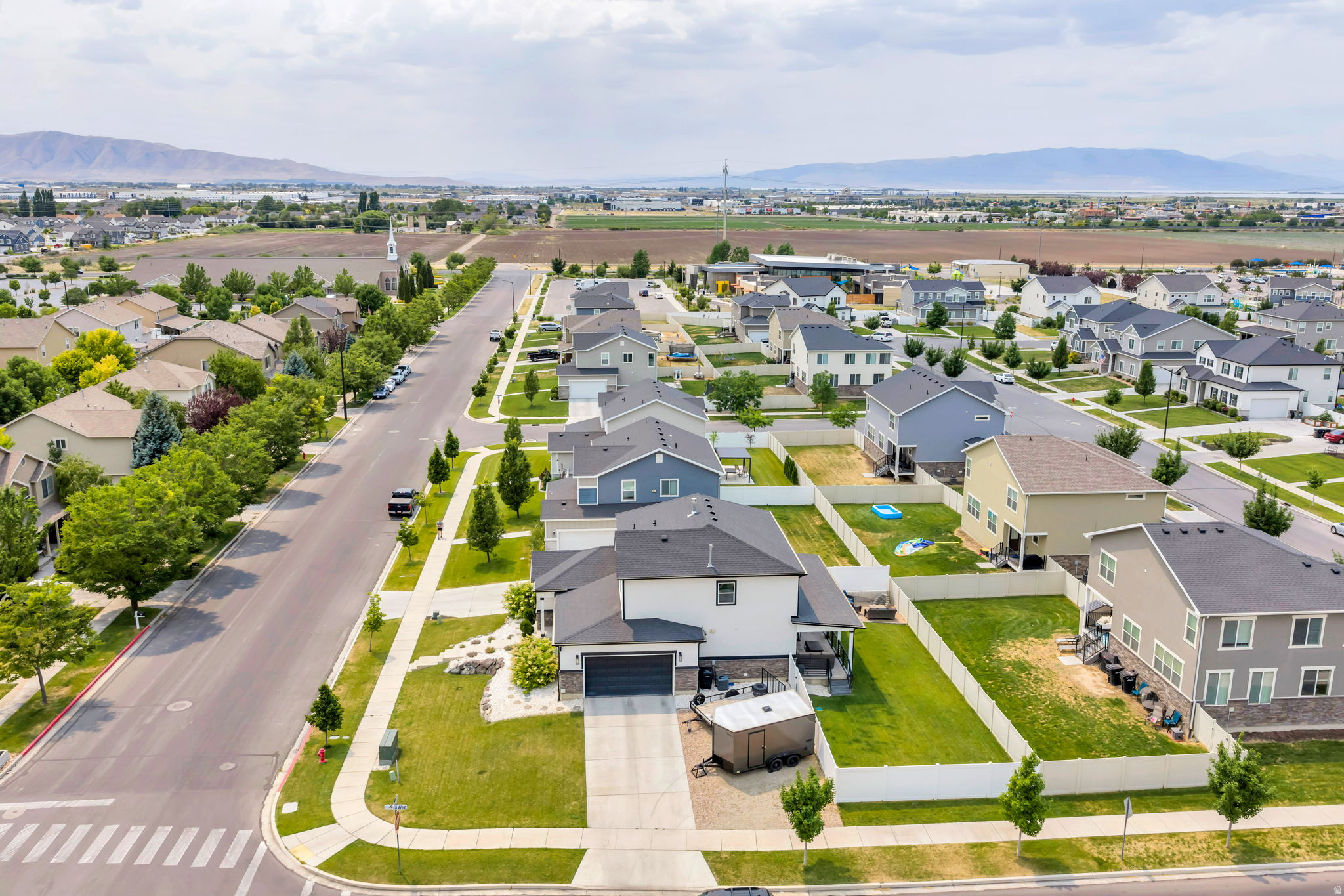 MEADOW WALK - Residential