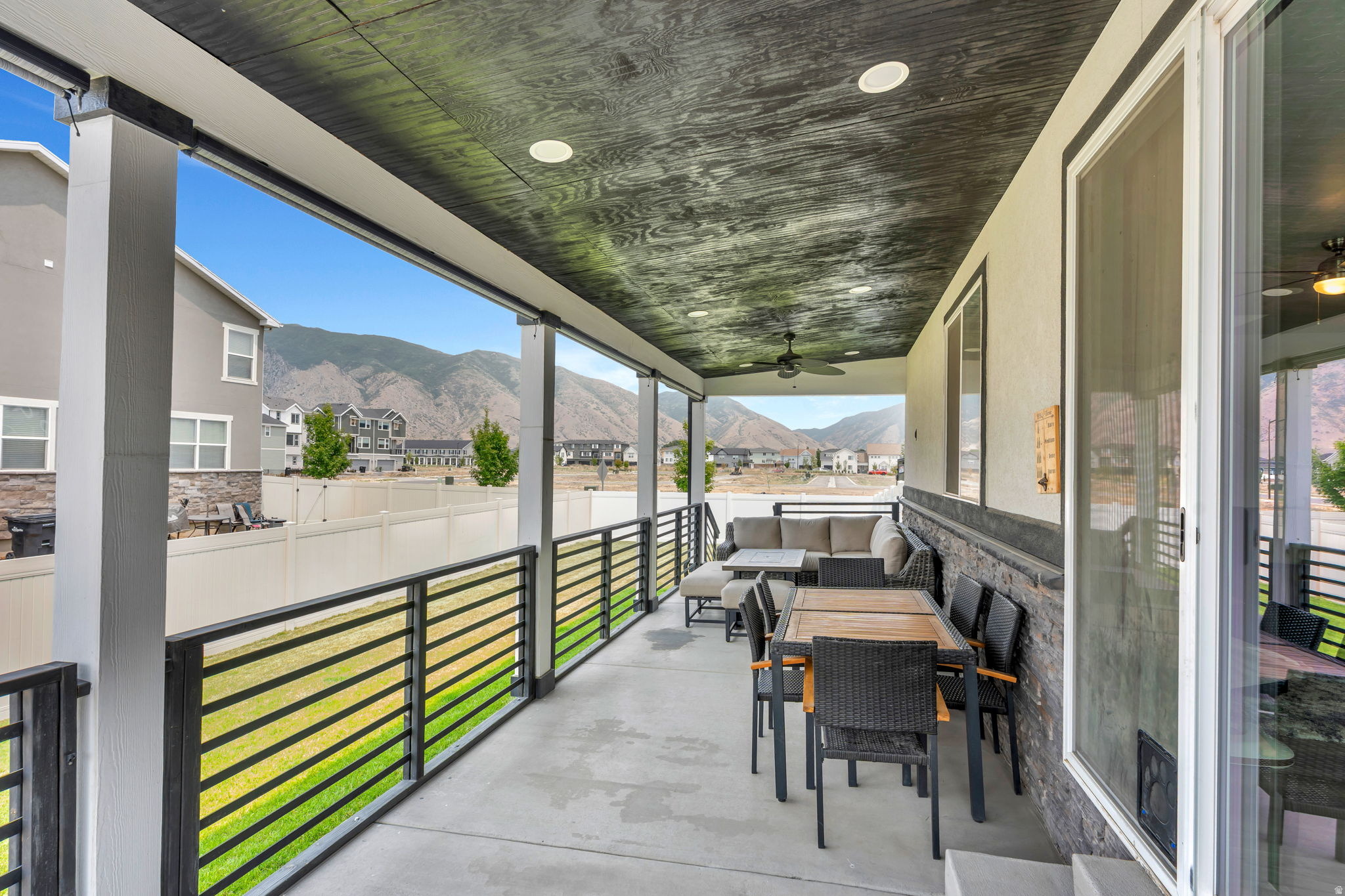 MEADOW WALK - Residential