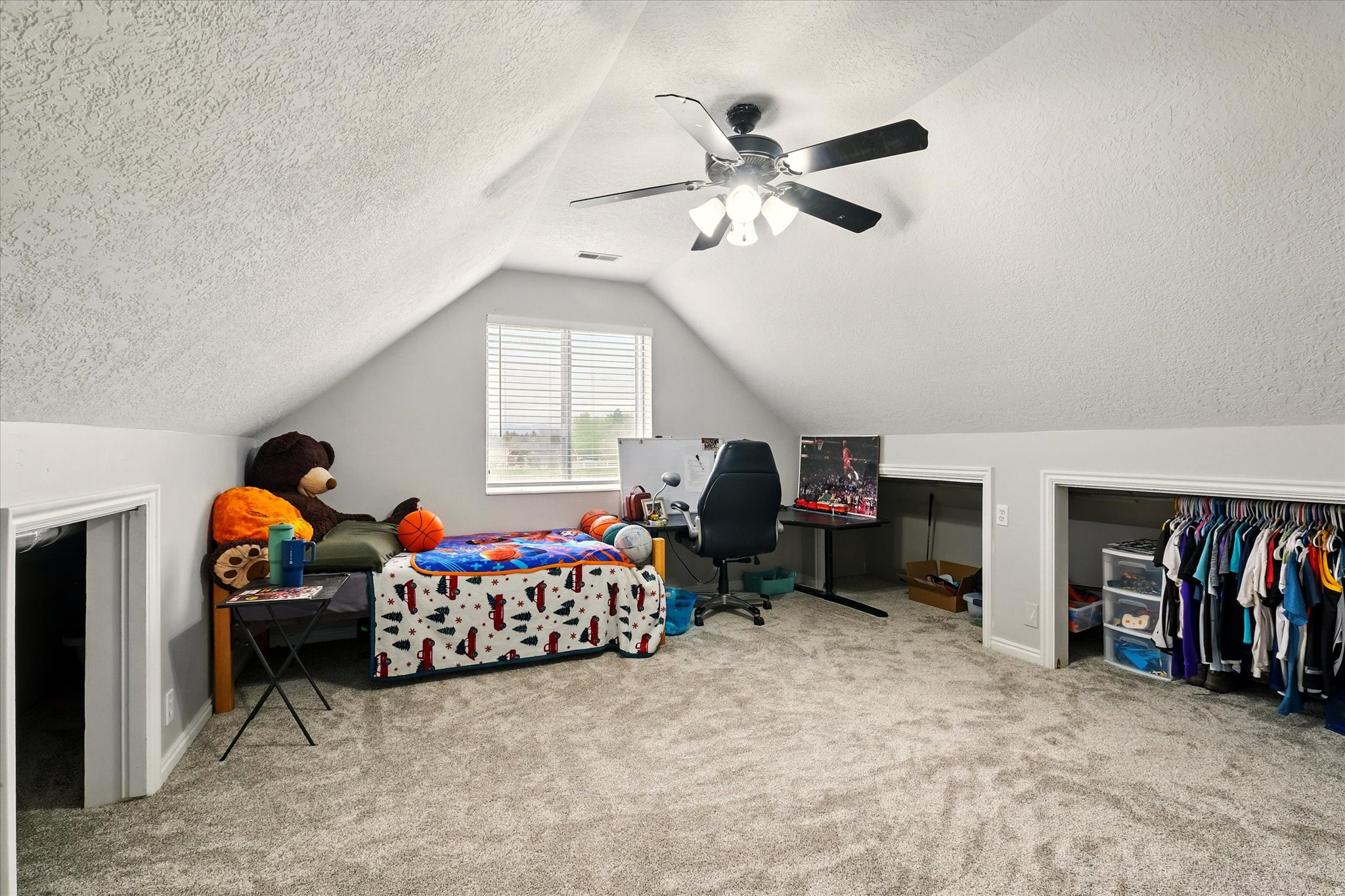 QUARTER CIRCLE JV SU - Residential