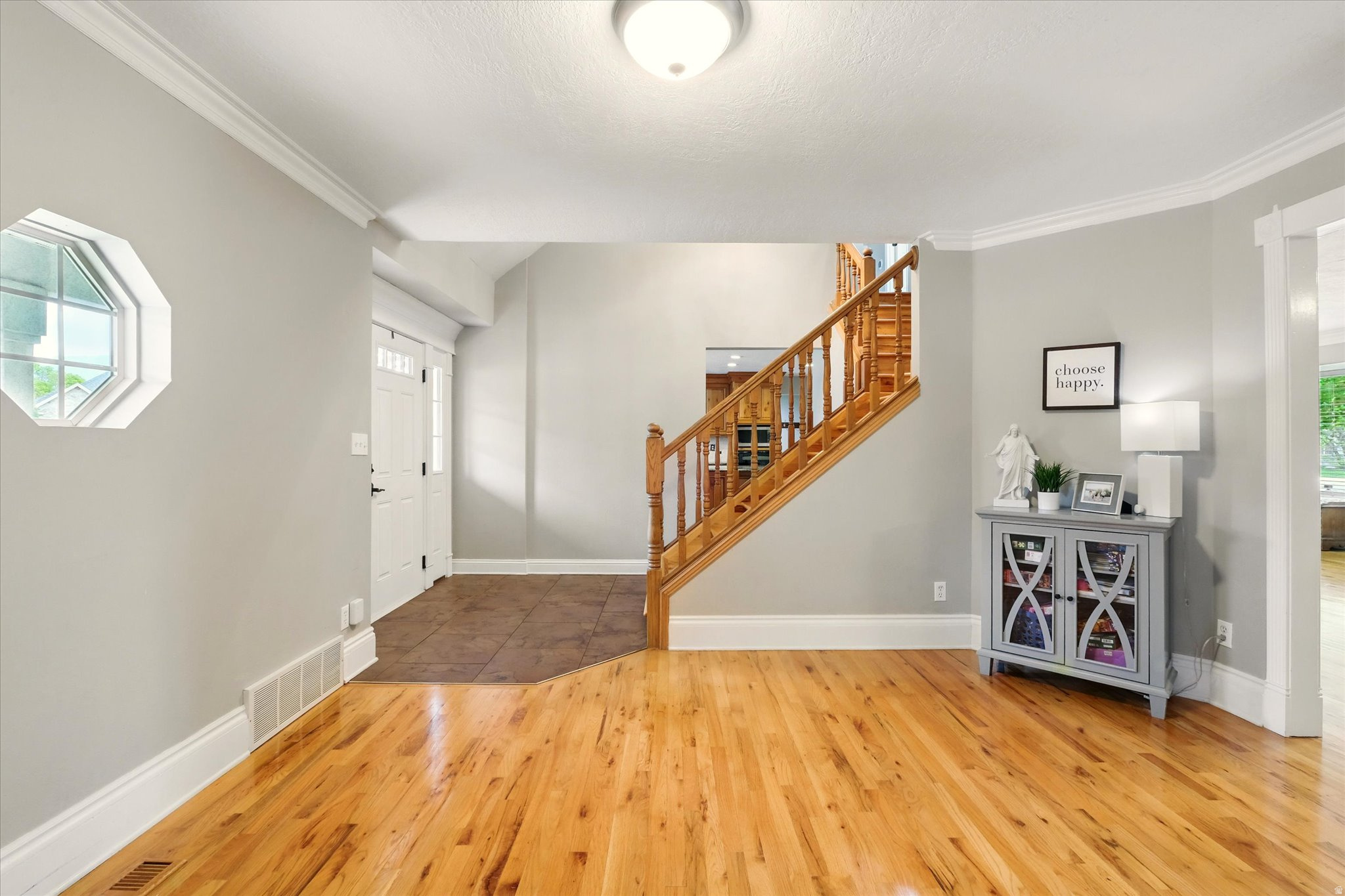 QUARTER CIRCLE JV SU - Residential