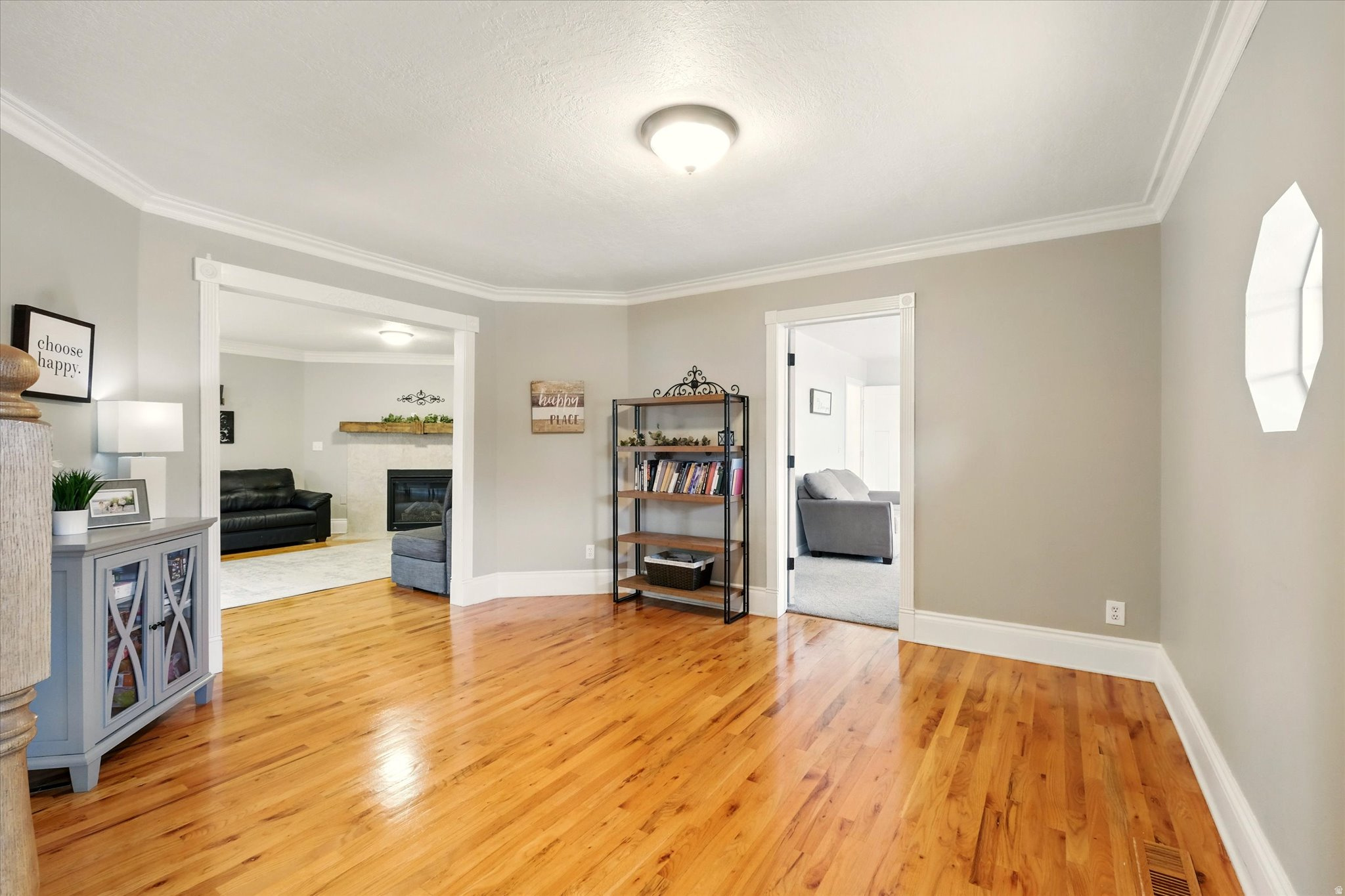 QUARTER CIRCLE JV SU - Residential