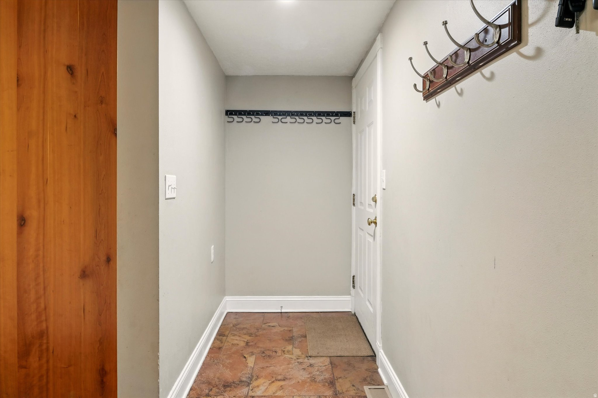 QUARTER CIRCLE JV SU - Residential