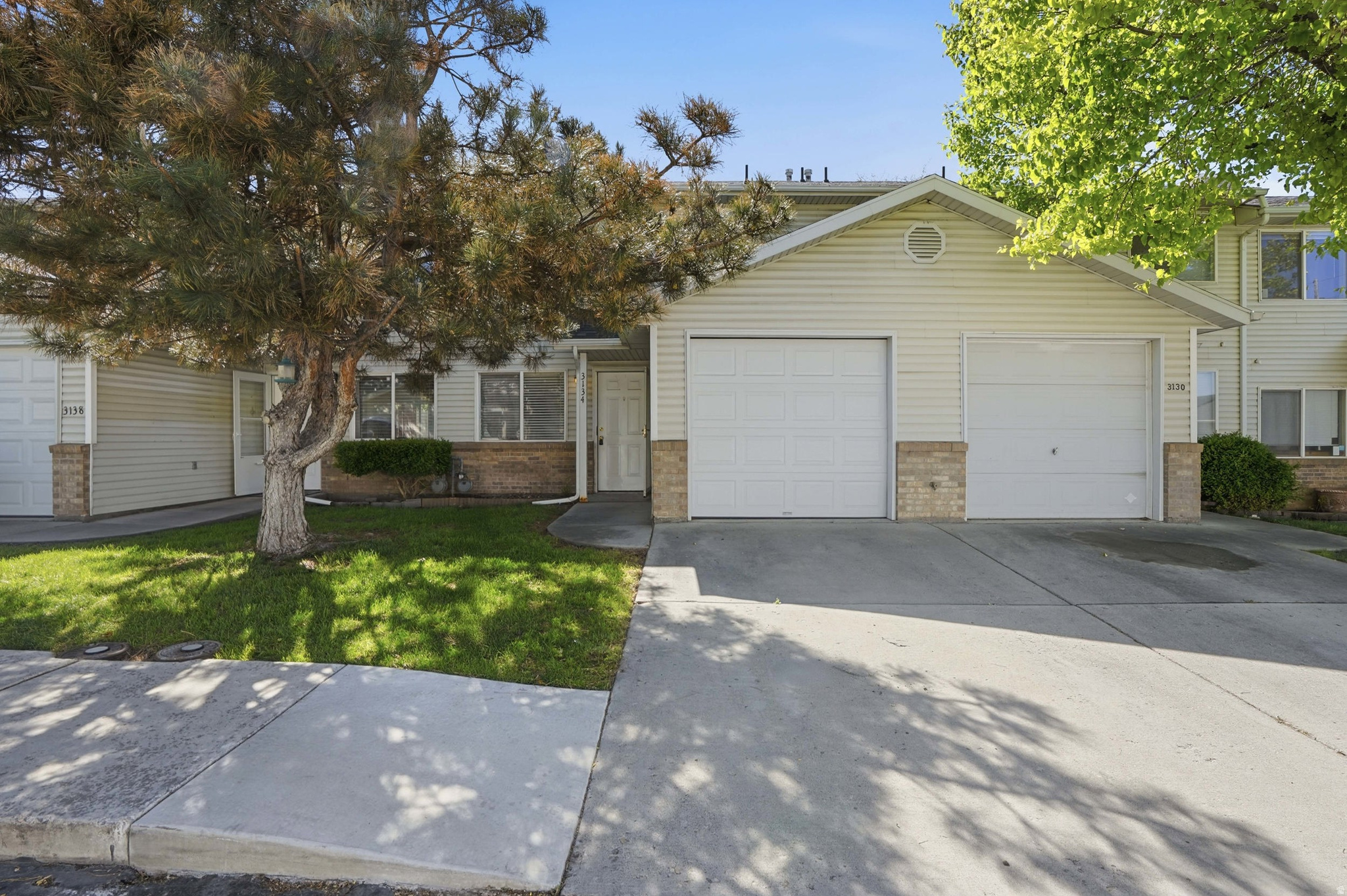 Attention first-time buyers, flippers, and savvy investors. This is the opportunity you've been waiting for! This townhome is priced to sell as a short sale, offering incredible value and serious upside potential for the right buyer. The open-concept main level provides a functional layout with a natural flow between the kitchen, living, and dining areas, plus a one-car garage for added convenience. Situated in a commuter-friendly location with easy access to schools and shopping, this property has the bones and the location. All it needs is your vision. Whether you're looking to build equity, generate rental income, or land your first home at an attainable price point, this one checks the boxes. Opportunities like this don't last.
