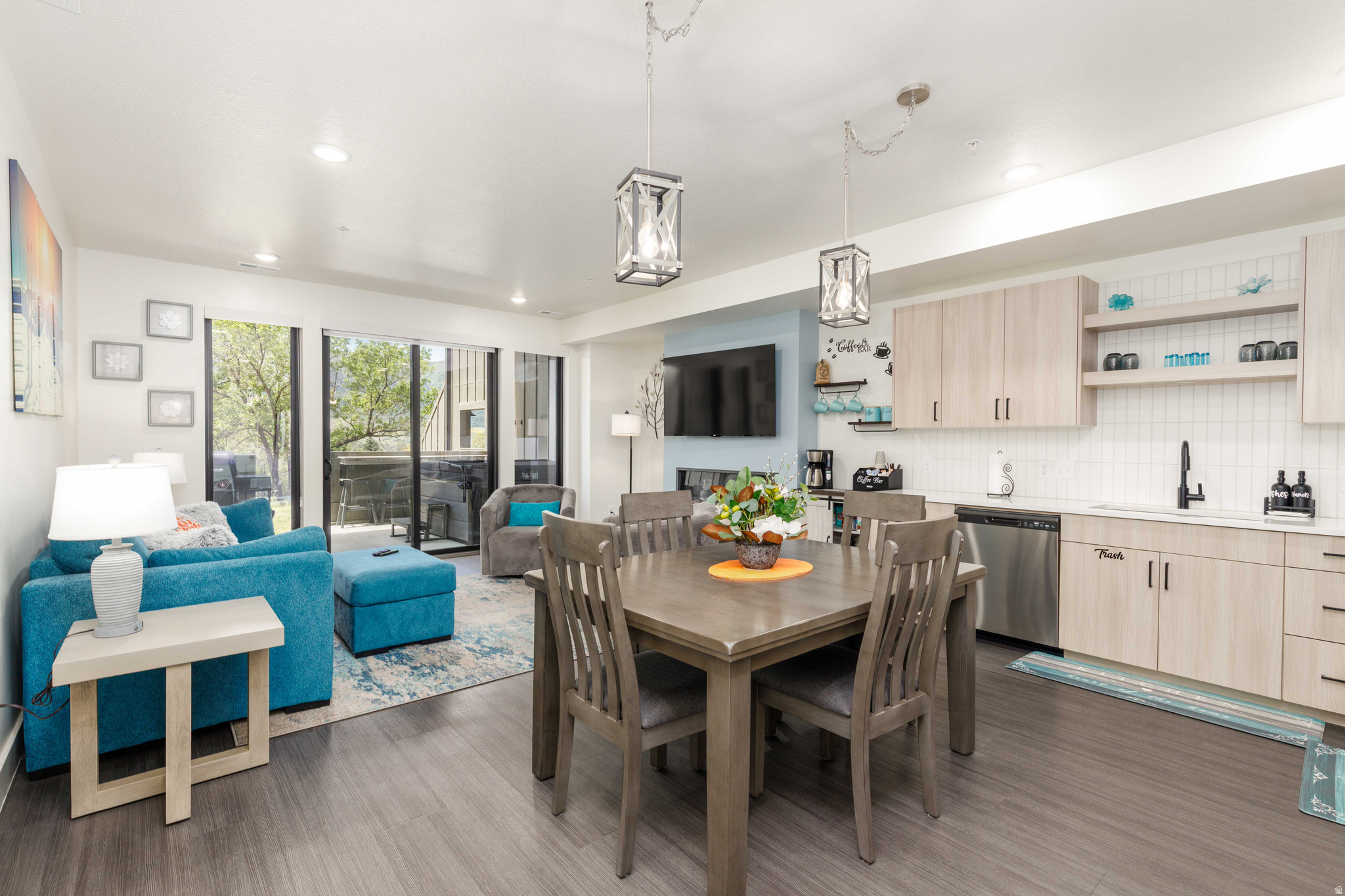 THE POINTE AT WOLF CREEK - Residential