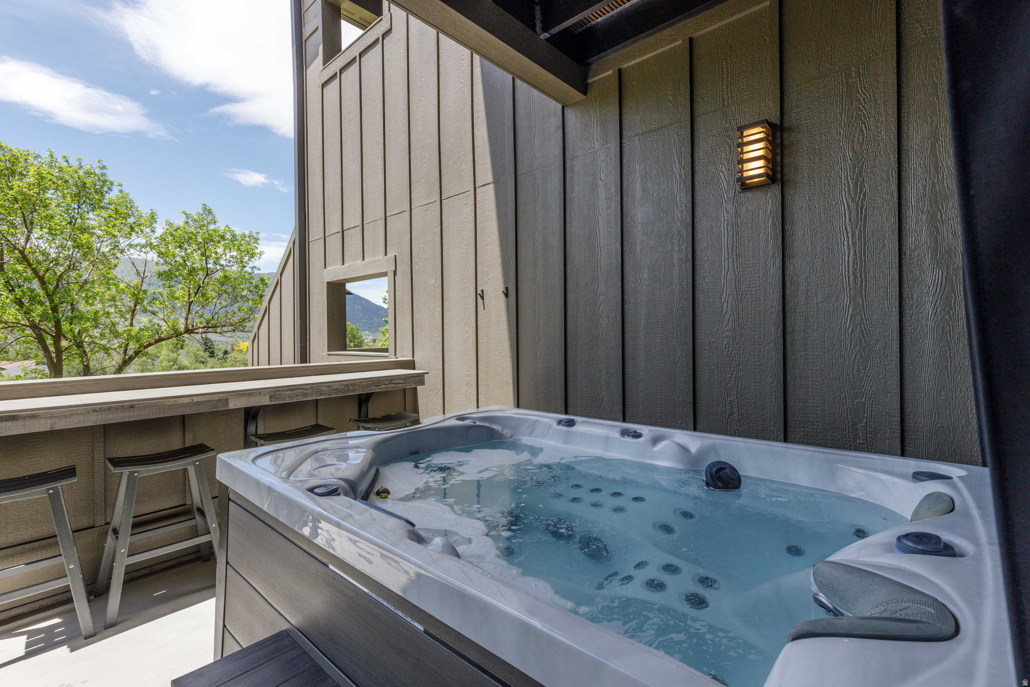THE POINTE AT WOLF CREEK - Residential