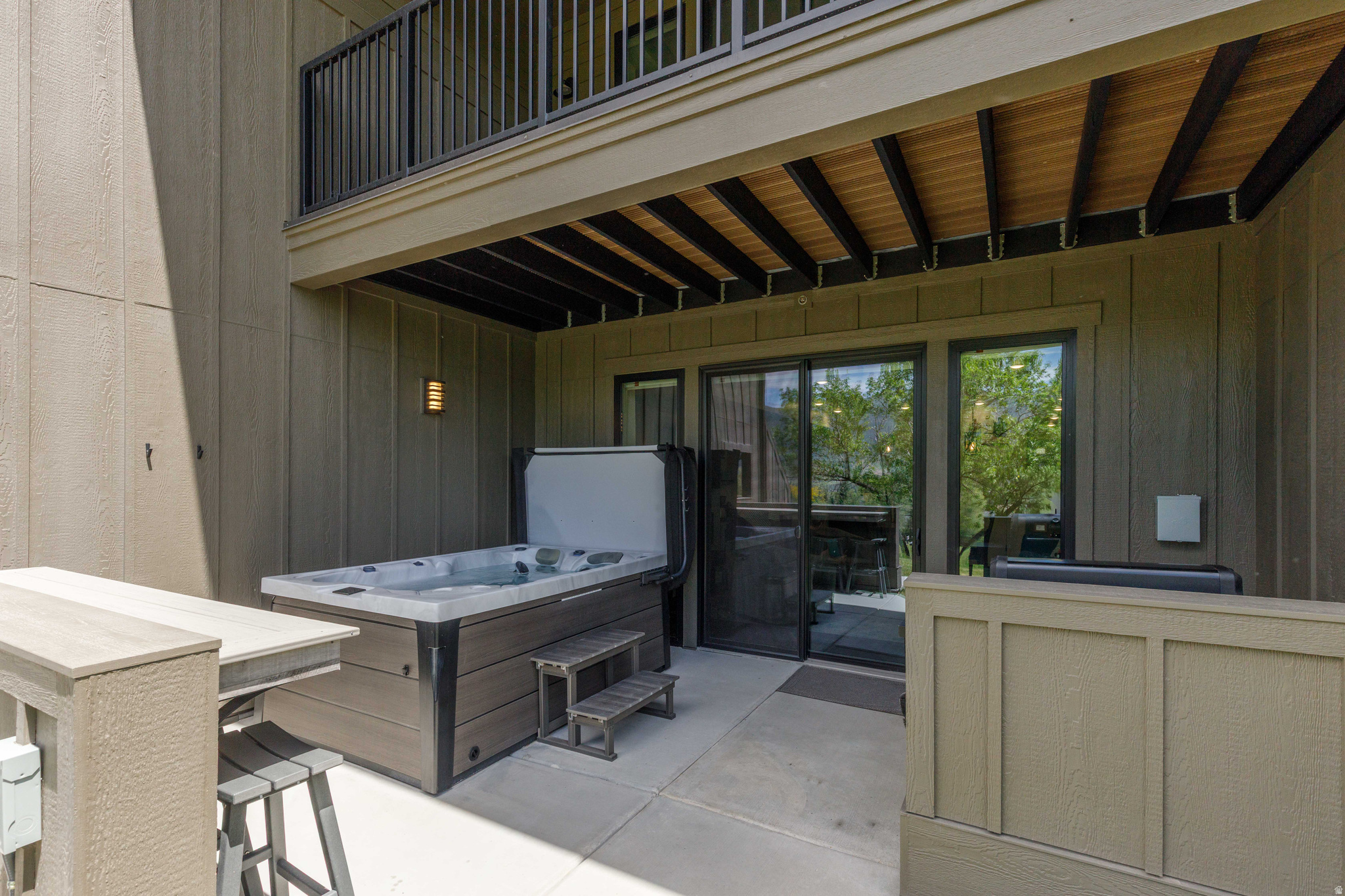 THE POINTE AT WOLF CREEK - Residential