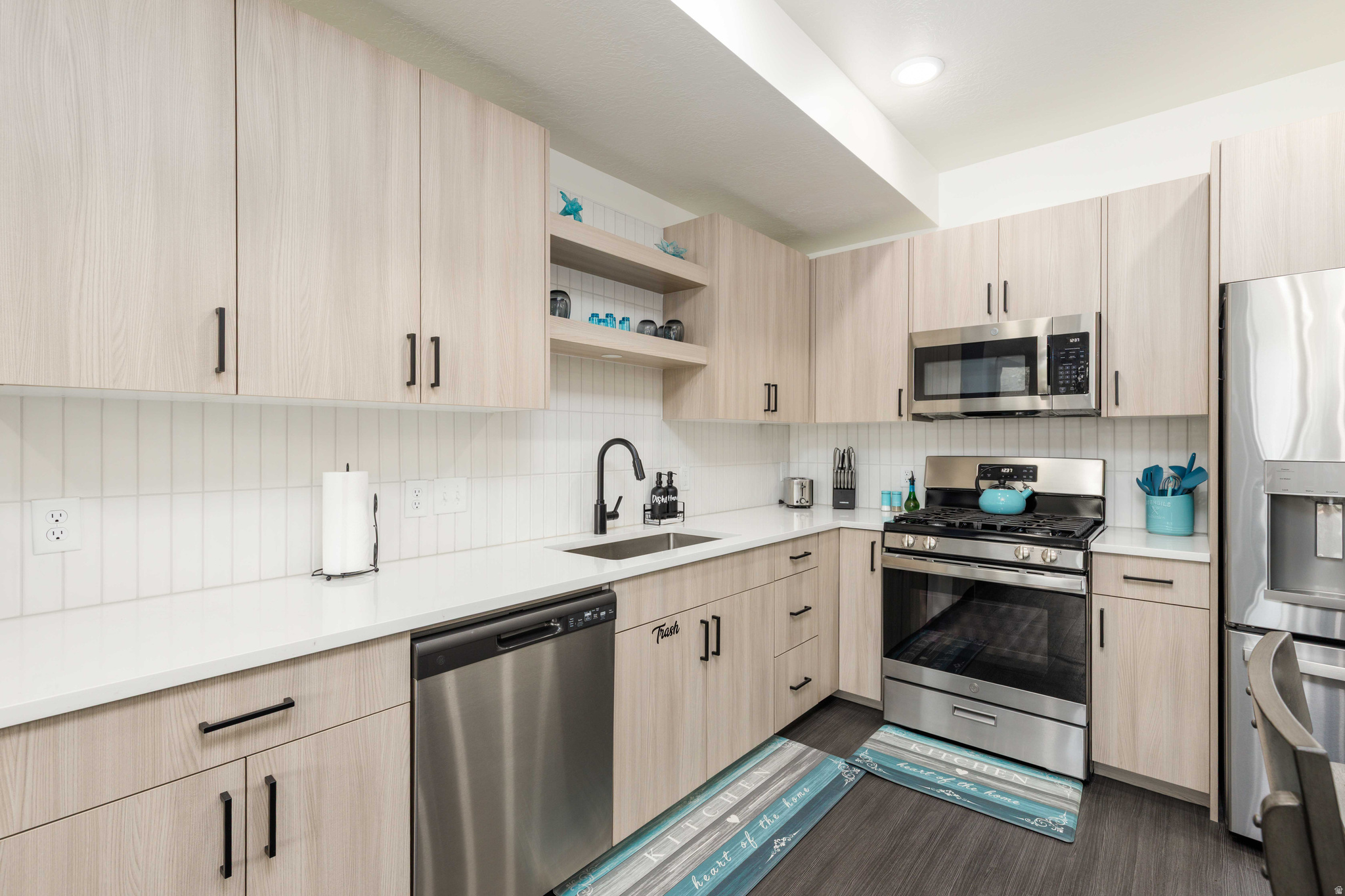THE POINTE AT WOLF CREEK - Residential