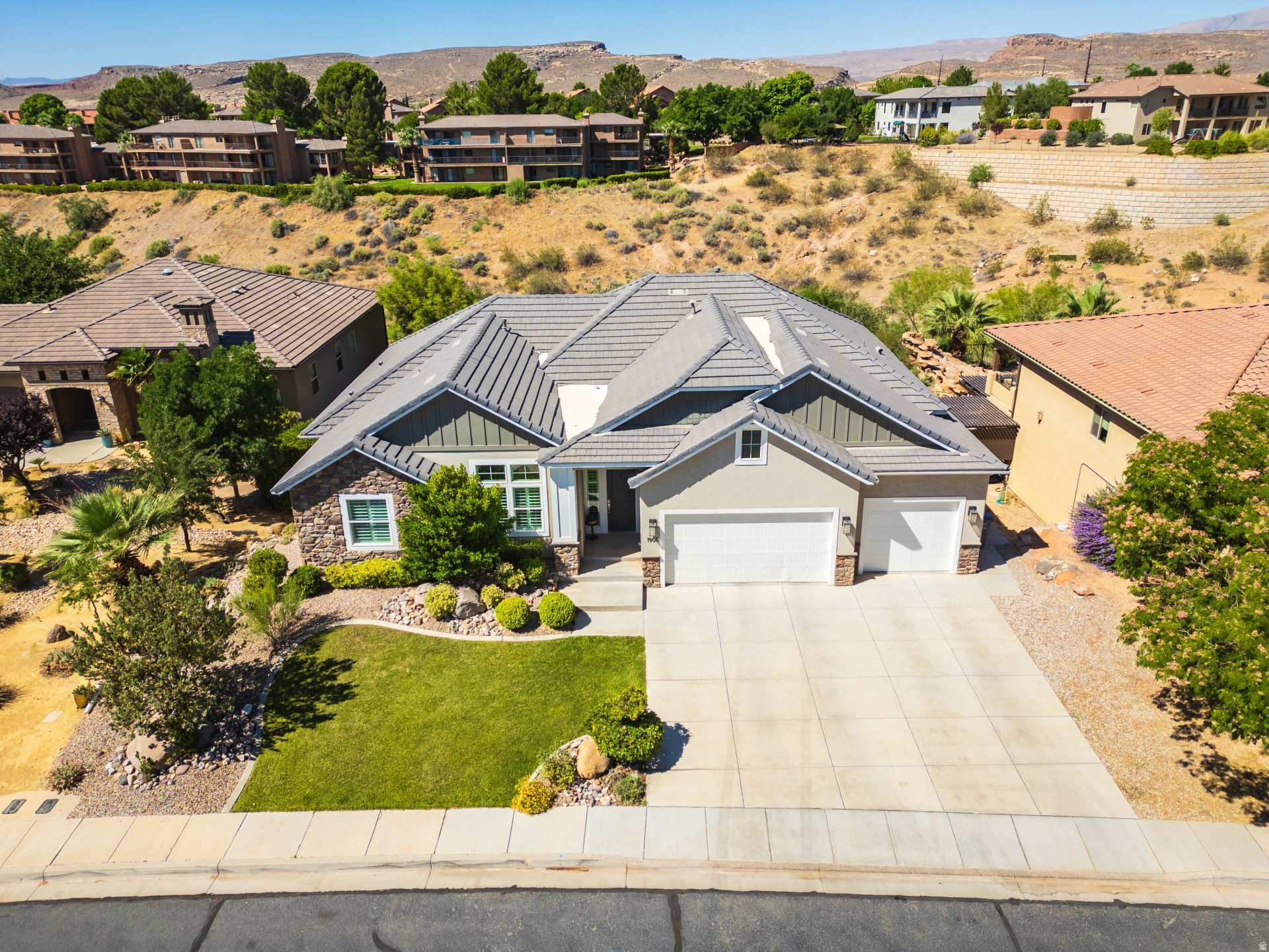 HIGHLANDS AT GREEN VALLEY - Residential