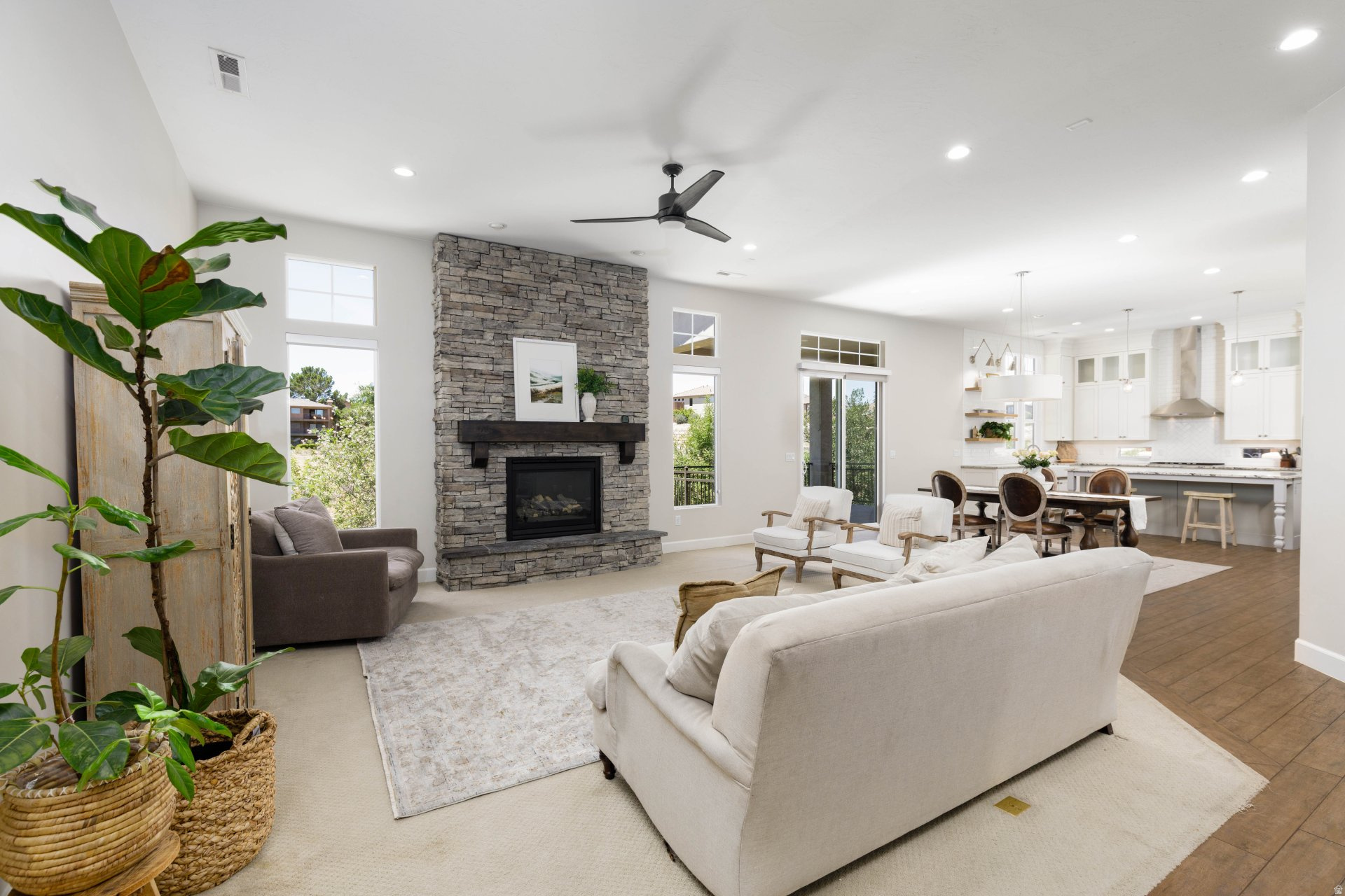 HIGHLANDS AT GREEN VALLEY - Residential