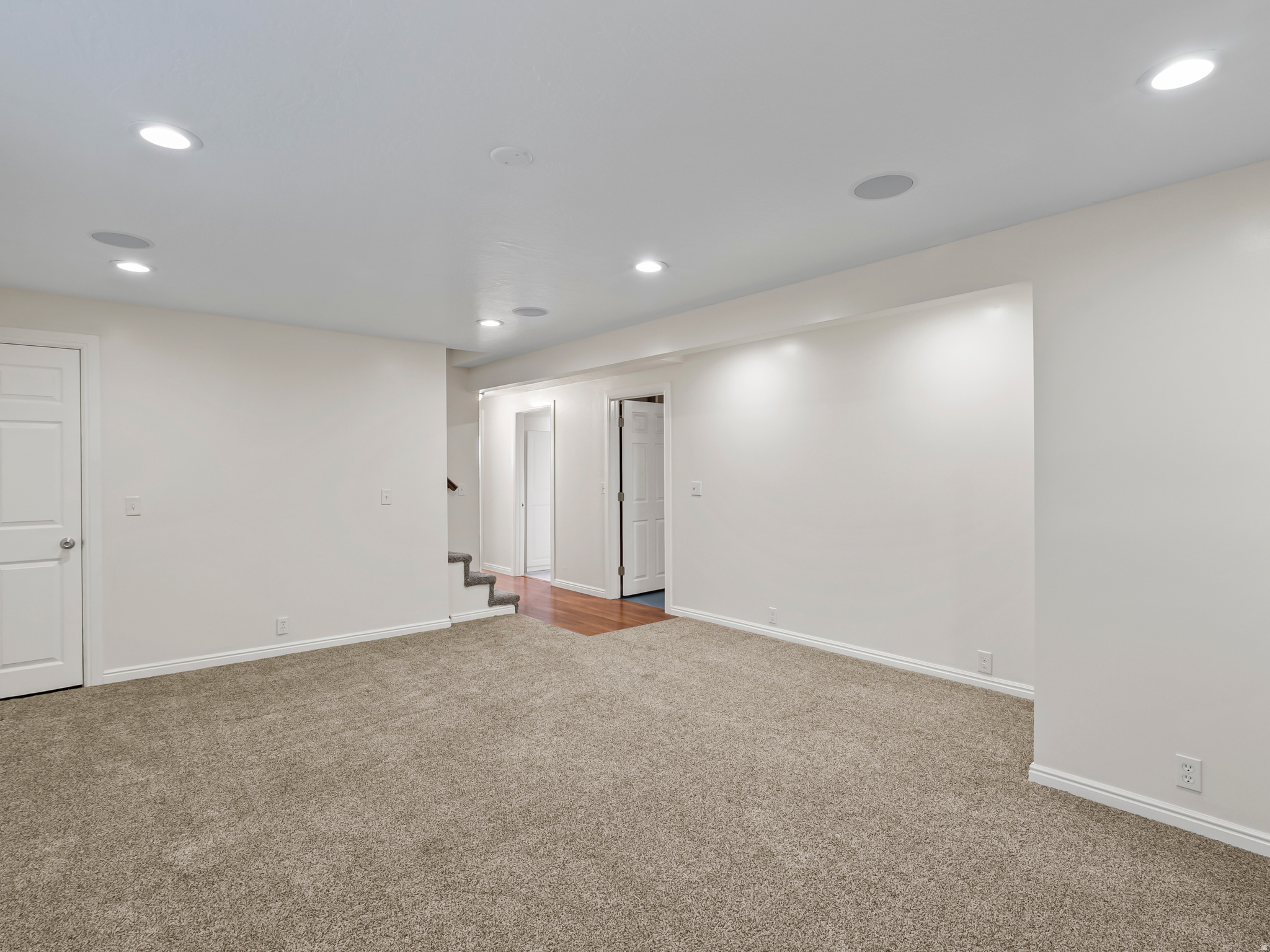 WHITEWOOD ESTATES #2 - Residential
