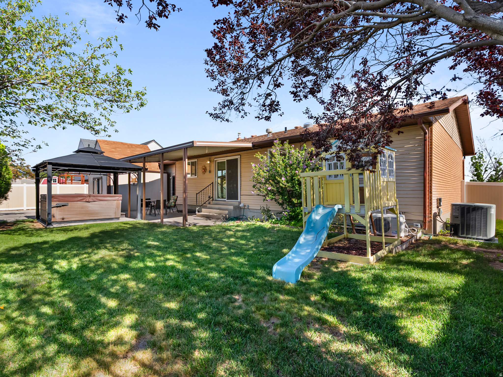 WHITEWOOD ESTATES #2 - Residential