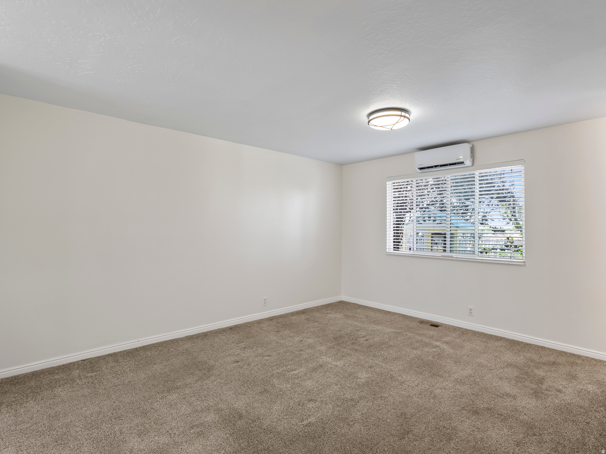 WHITEWOOD ESTATES #2 - Residential