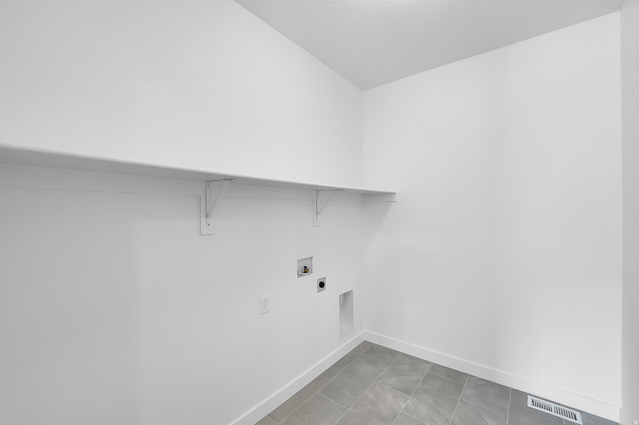 TAYLOR LANDING - Residential