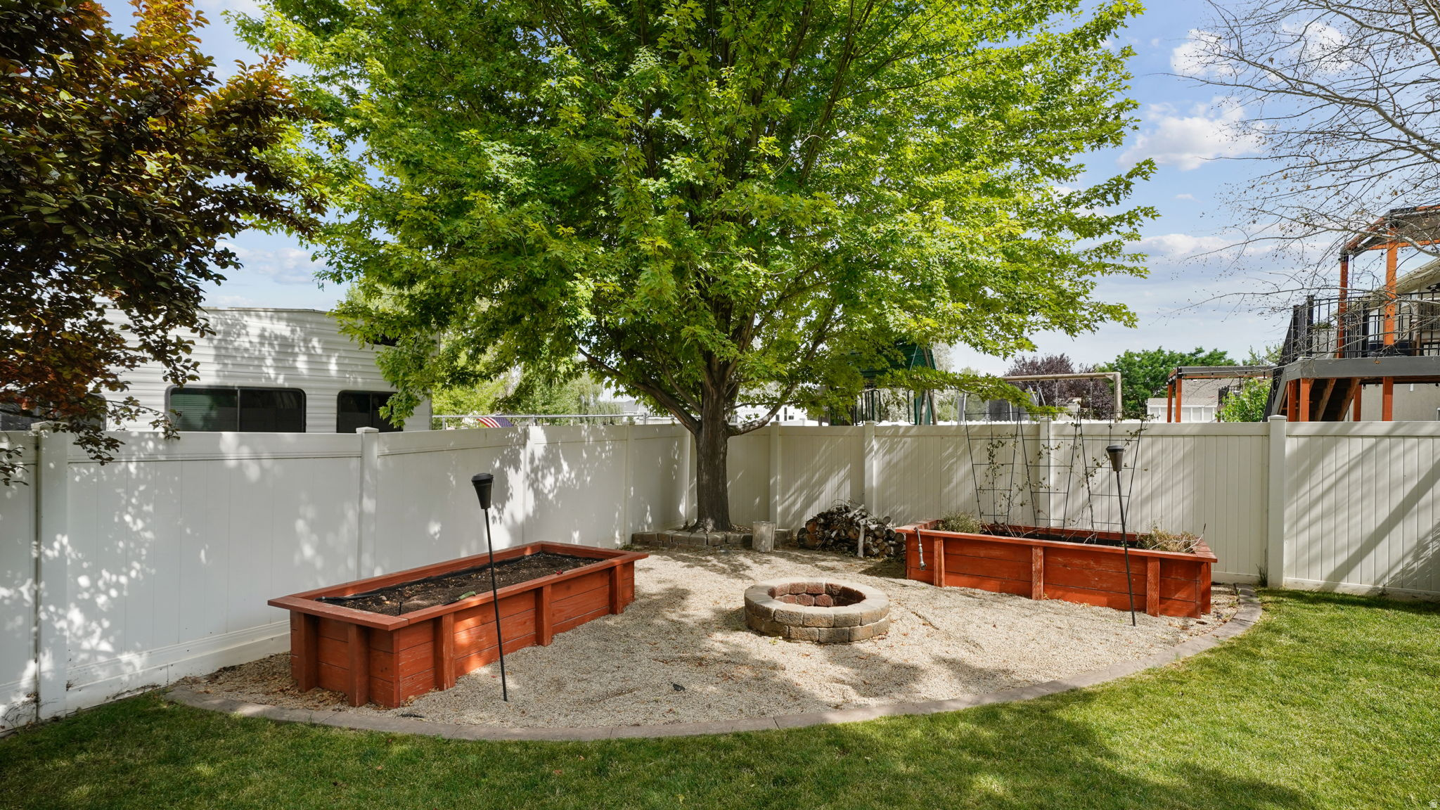 SCOTTFIELD ACRES - Residential