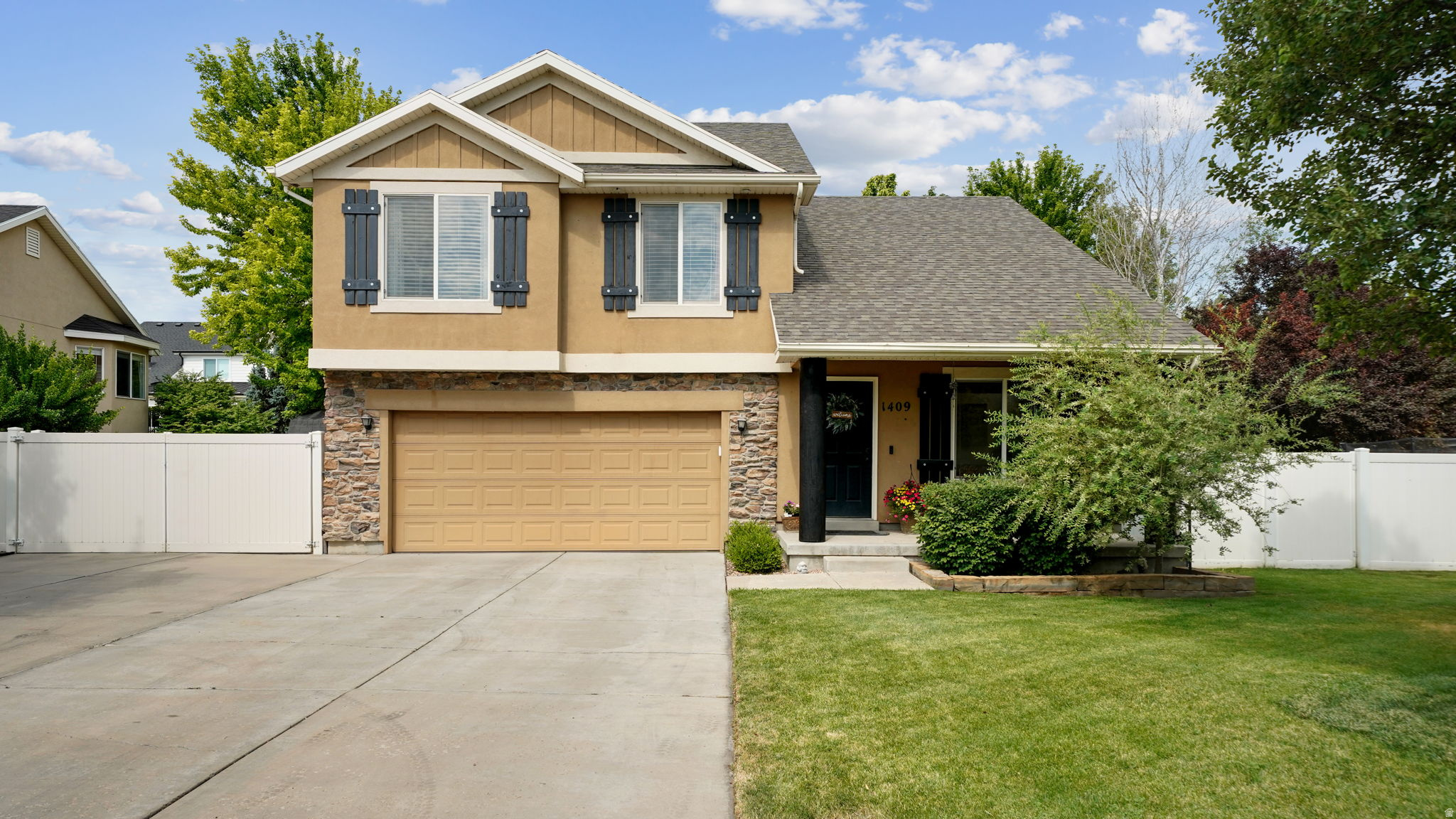 SCOTTFIELD ACRES - Residential