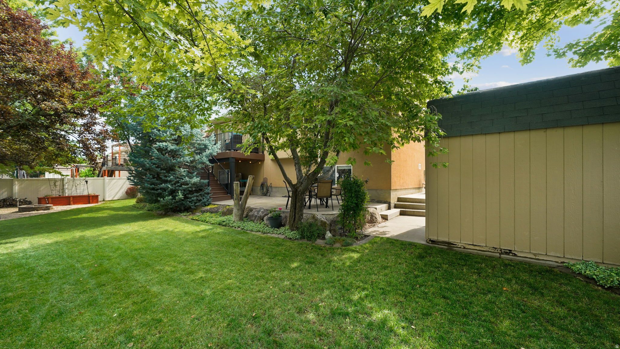 SCOTTFIELD ACRES - Residential