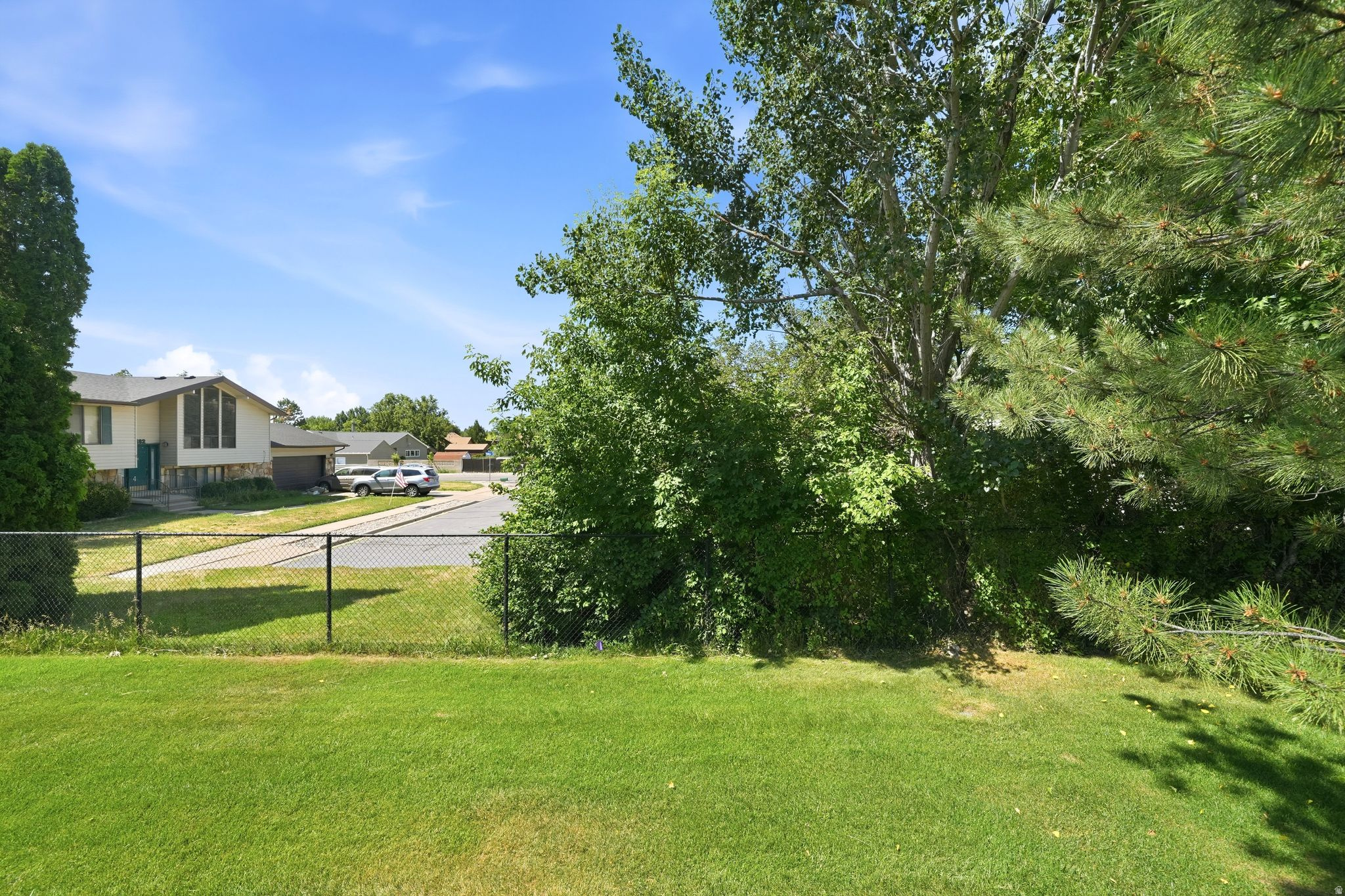 COUNTRY SPRINGS - Residential