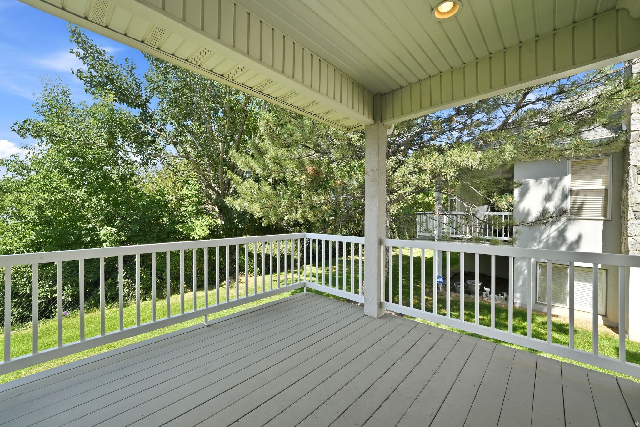 COUNTRY SPRINGS - Residential