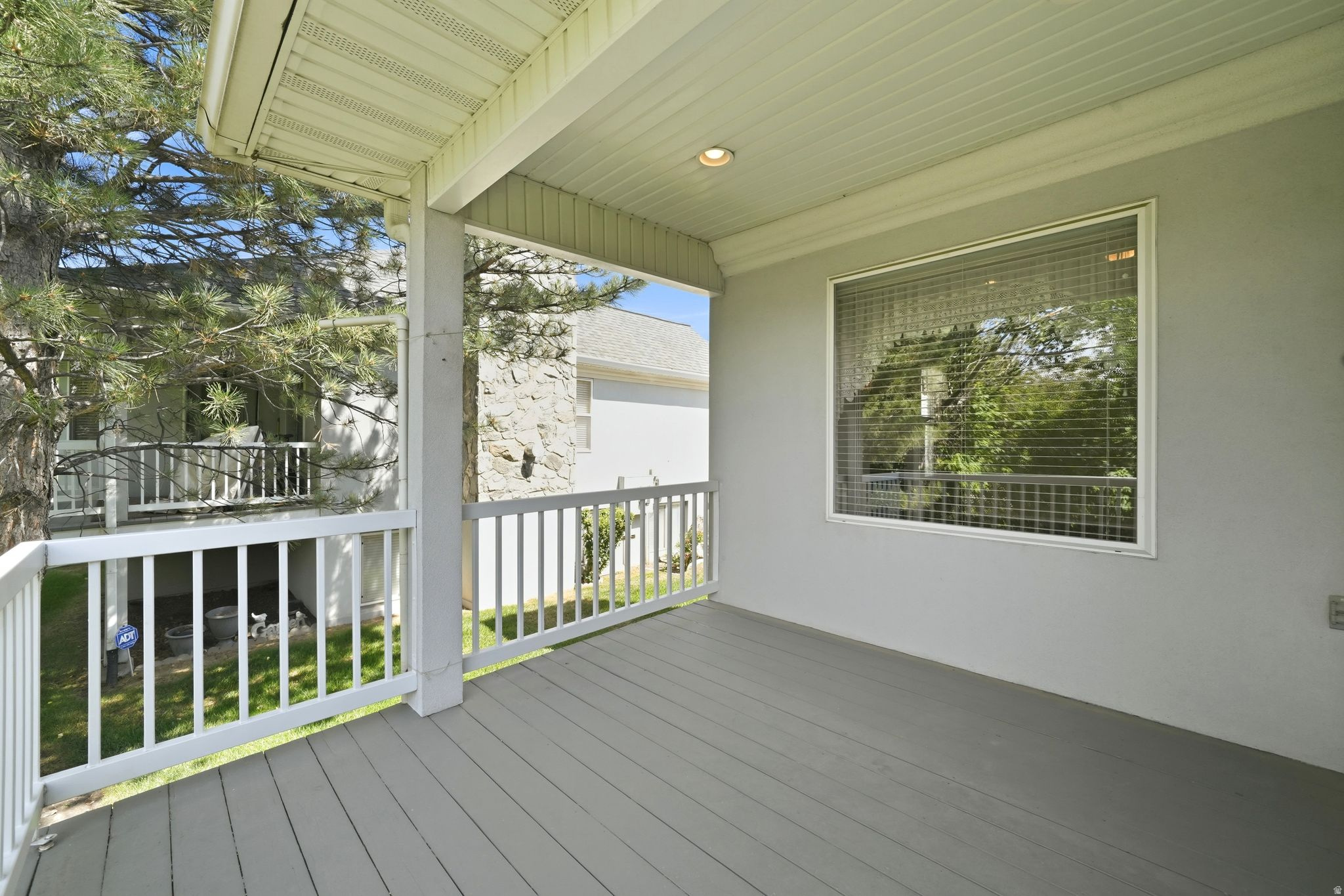 COUNTRY SPRINGS - Residential