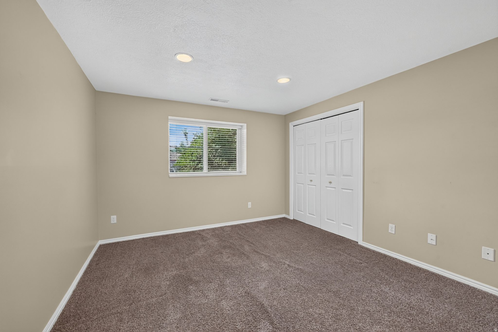 COUNTRY SPRINGS - Residential