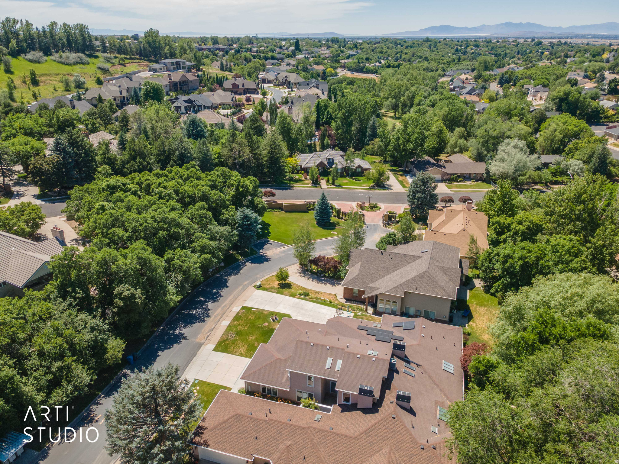 OAK CREEK - Residential
