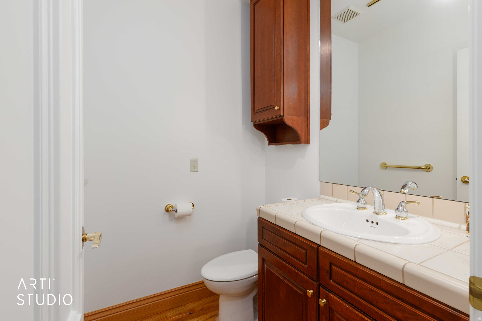 OAK CREEK - Residential